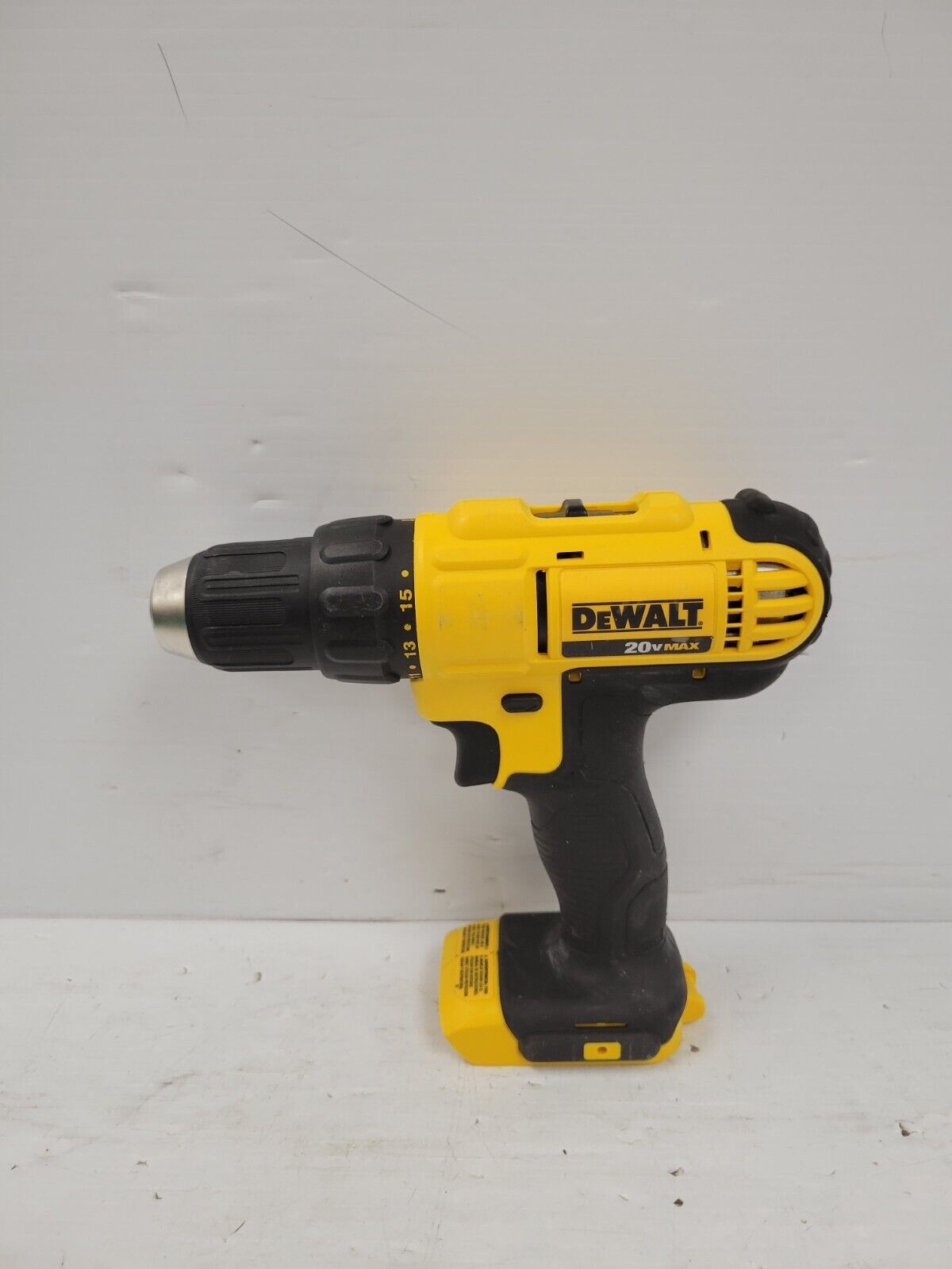 DEWALT DCD771 20V MAX Cordless Drill Driver - Powerful & Lightweight for DIY Projects, Home Repairs & Construction Work