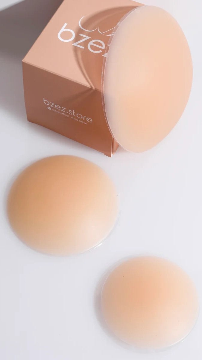 BZEZ Silicone Nipple Covers - Non Adhesive, Reusable, Invisible Nipple Pasties for Women - Perfect for Backless Dresses, Swimsuits & Special Occasions