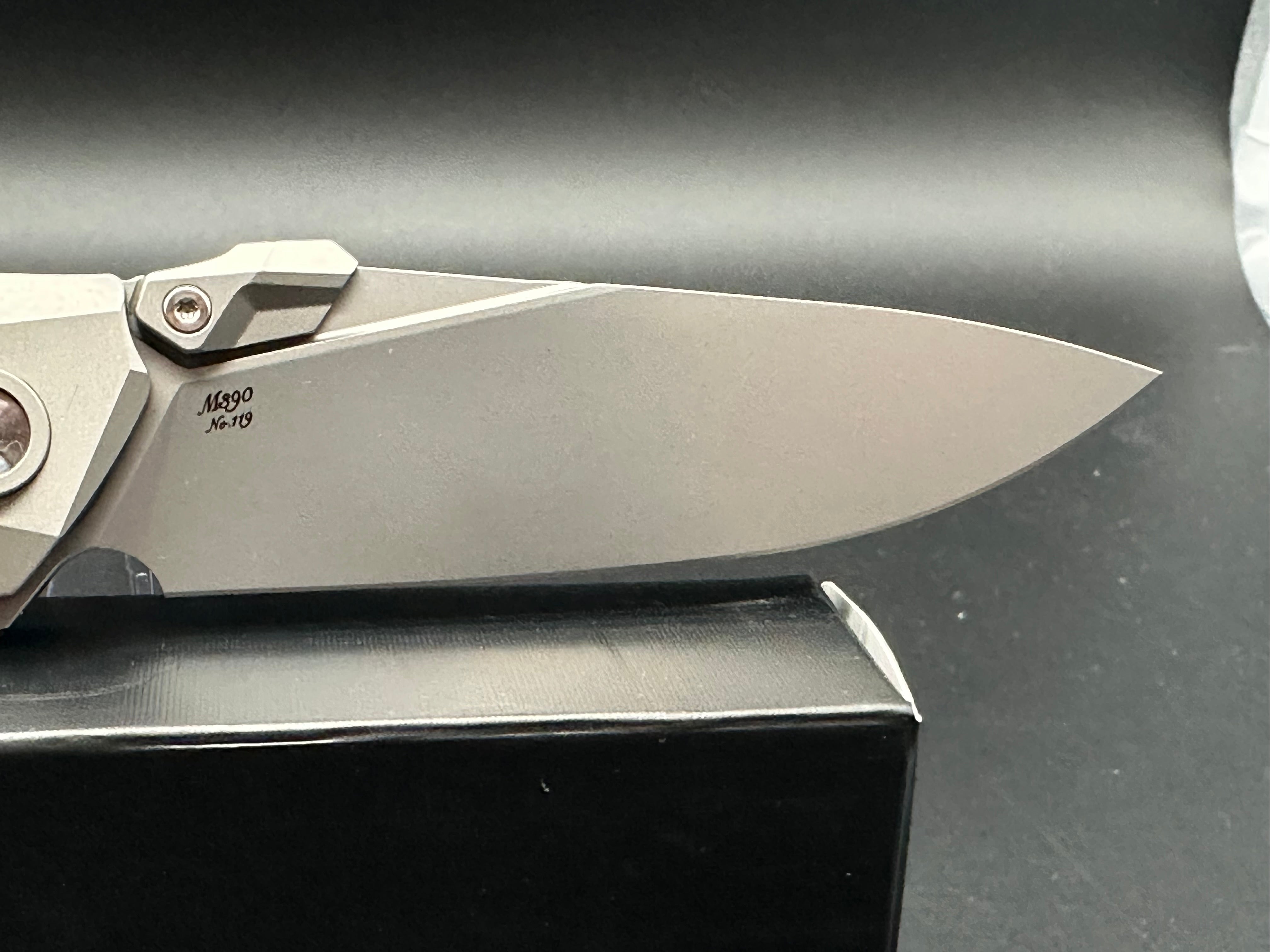 Rike RK Shadow EDC Pocket Knife - High-Quality Folding Knife for Outdoor, Camping, Hiking & Everyday Carry (EDC)