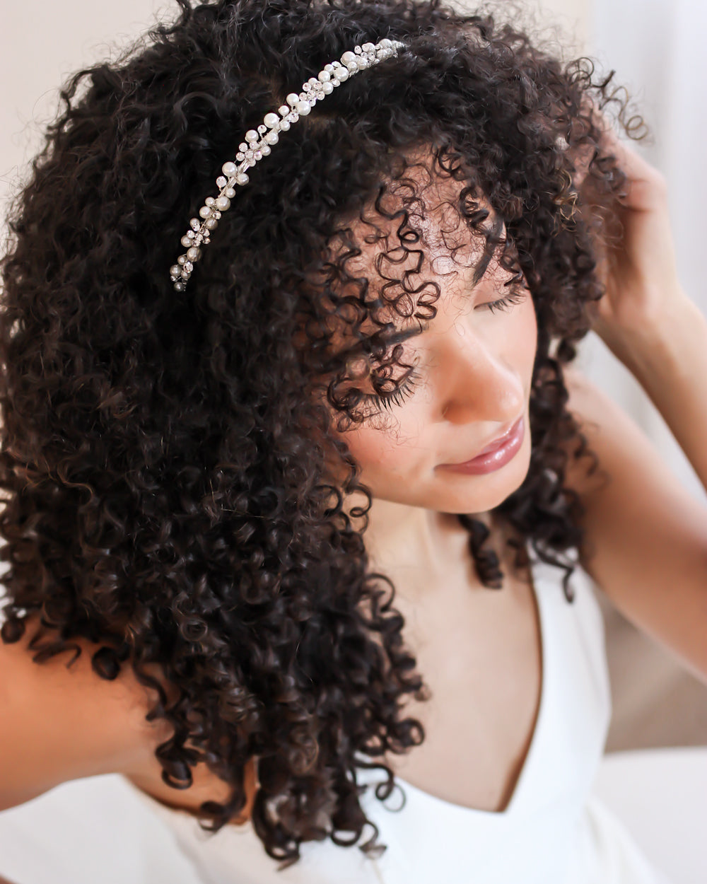 Tiana Pearl Headband for Women - Elegant Crystal Bridal Hair Accessories for Weddings, Parties & Special Occasions