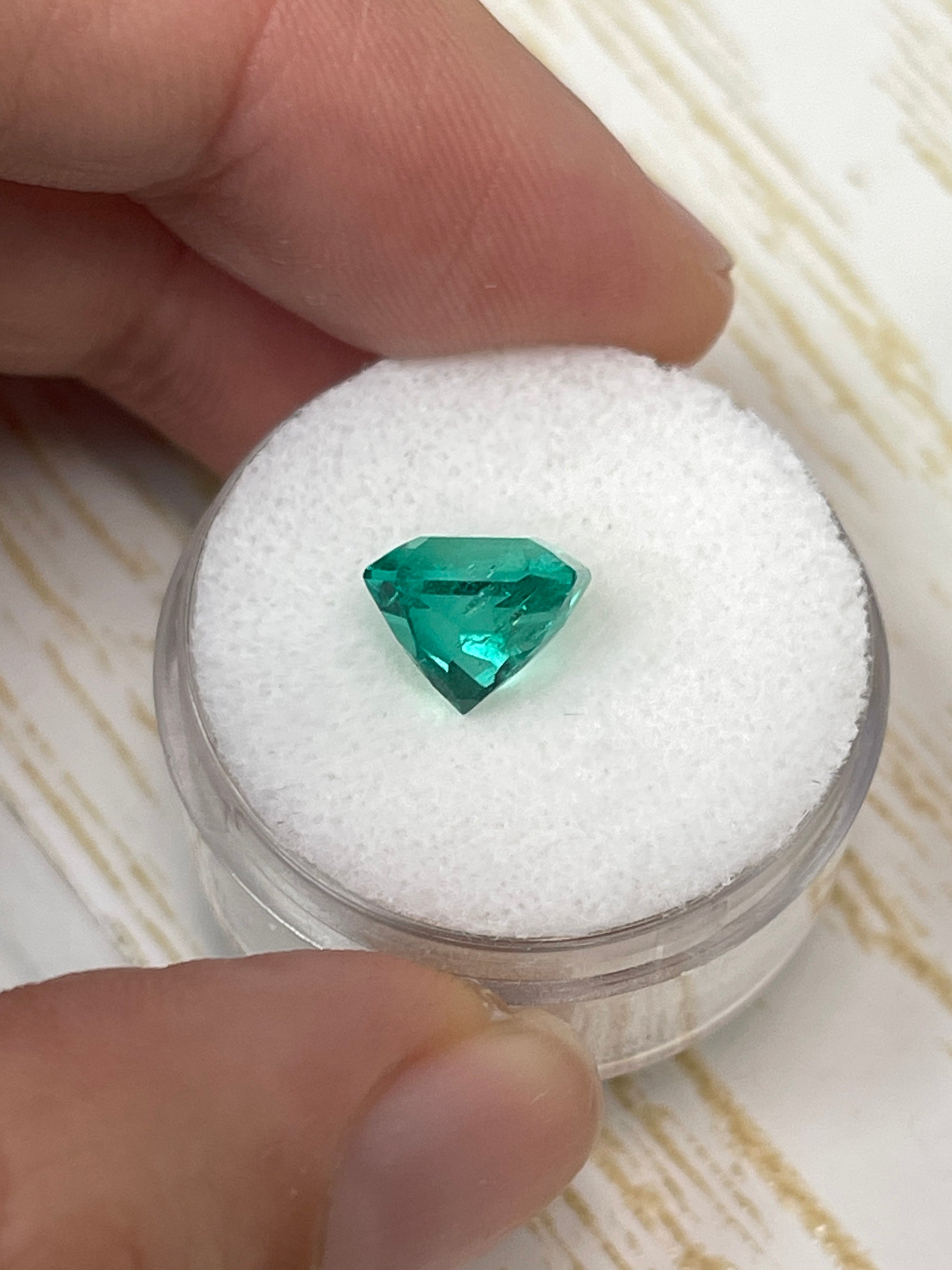 2.98 Carat Vivid Green Natural Loose Colombian Emerald - Asscher Cut Gemstone for Jewelry Making, Engagement Rings & Luxury Gifts | GLOWING Brilliance & Premium Quality