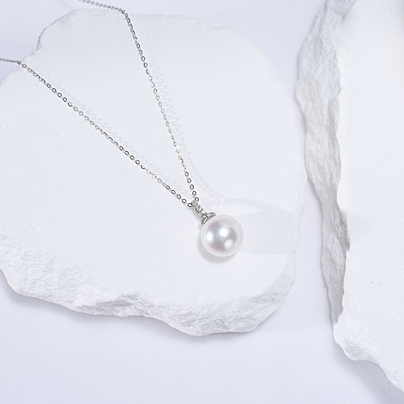 18K Solid Gold Australian White South Sea Pearl Necklace - Elegant Women's Jewelry Gift for Wedding, Anniversary & Special Occasions