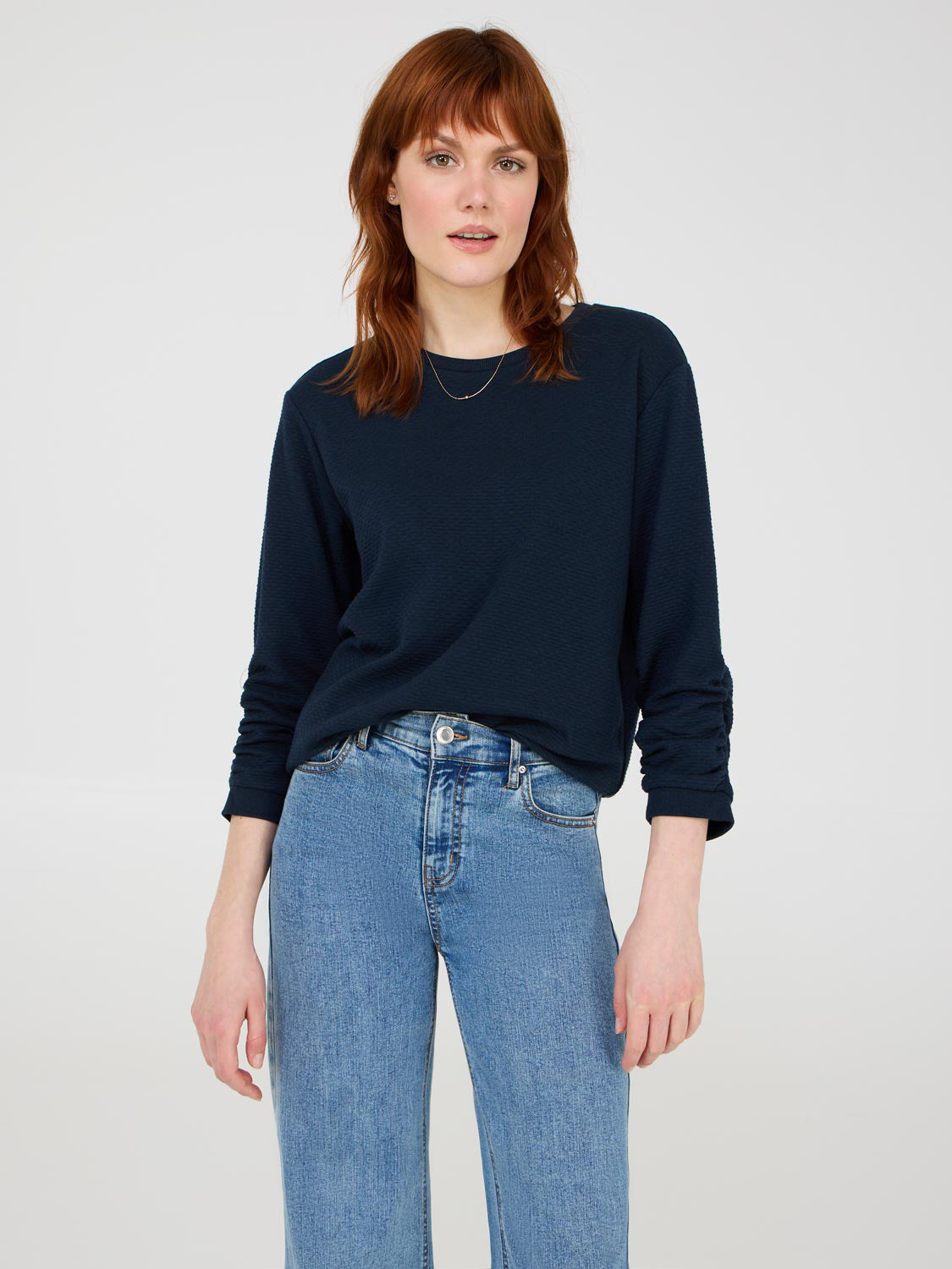 Stylish 3/4 Ruched Sleeve Jacquard Sweatshirt for Women | Trendy Pullover with Floral Pattern | Perfect for Casual Outings & Coffee Dates