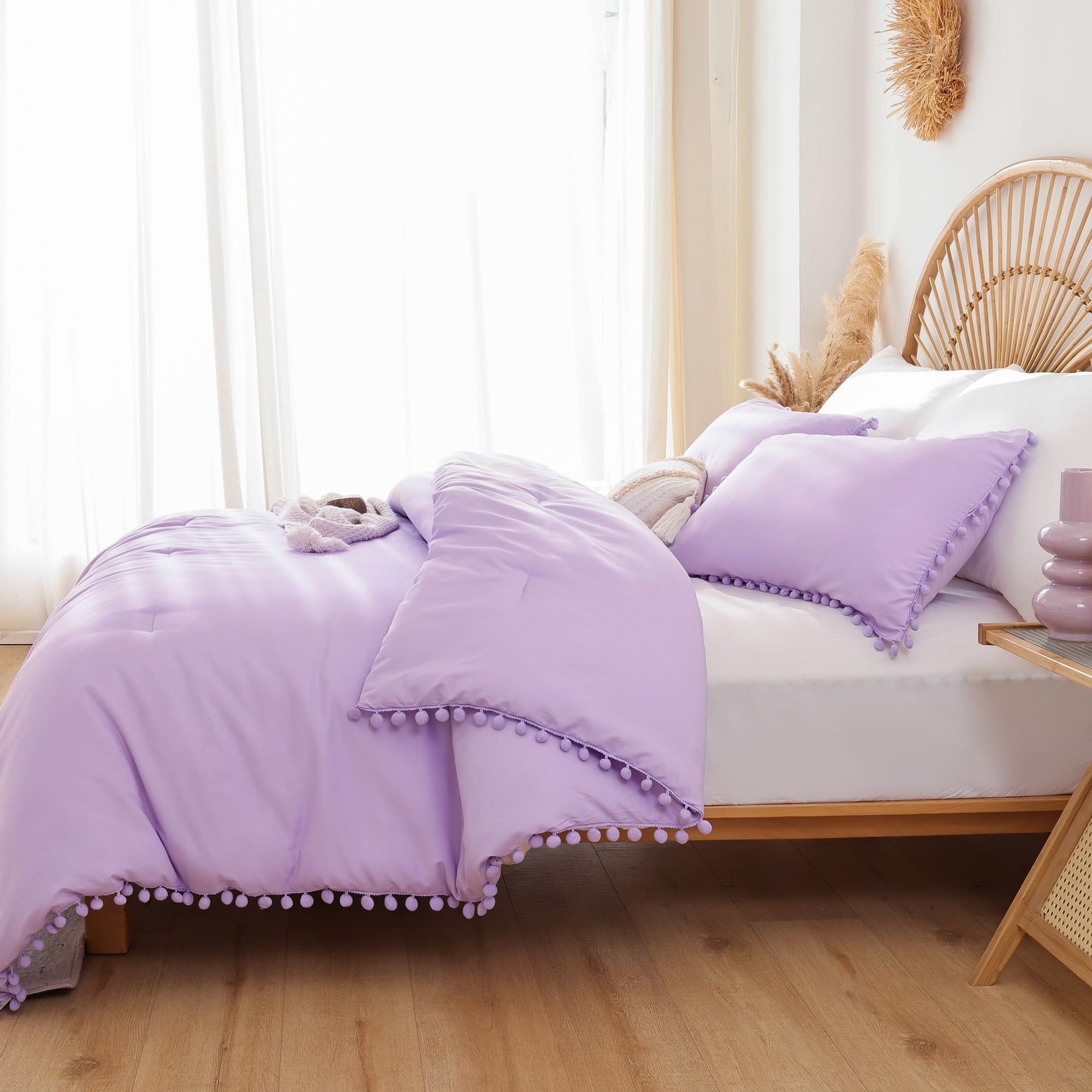 YIRDDEO Queen Size Comforter Set - 3 Piece Soft All Seasons Bedding with Ball Pom Fringe, Includes 90x90 Inch Comforter & 2 Pillow Shams (20x30 Inches) - Lavender Purple for Cozy Bedroom Decor & Guest Room Styling