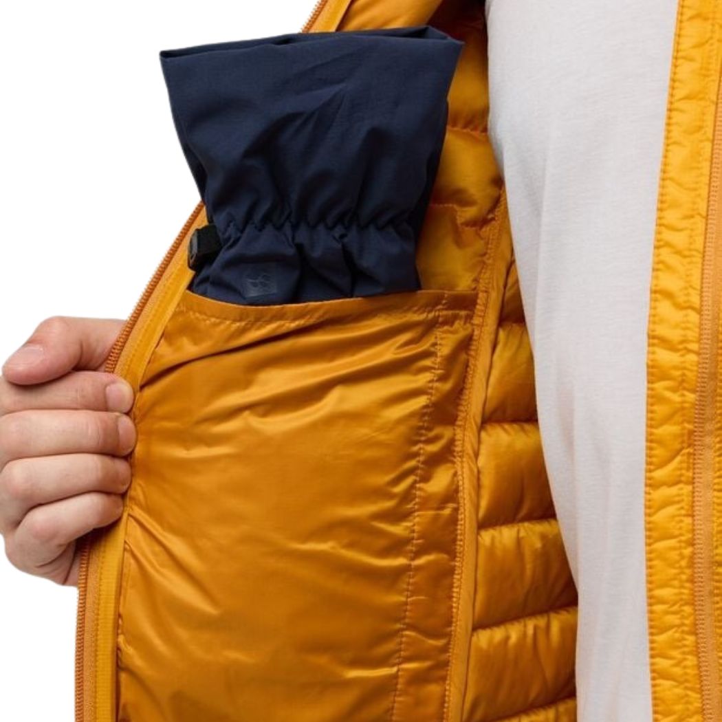 Jack Wolfskin Passamani Men's Down Jacket - Lightweight Winter Coat for Hiking & Outdoor Activities | Water-Resistant & Warm Insulated Puffer Jacket for Cold Weather Adventures