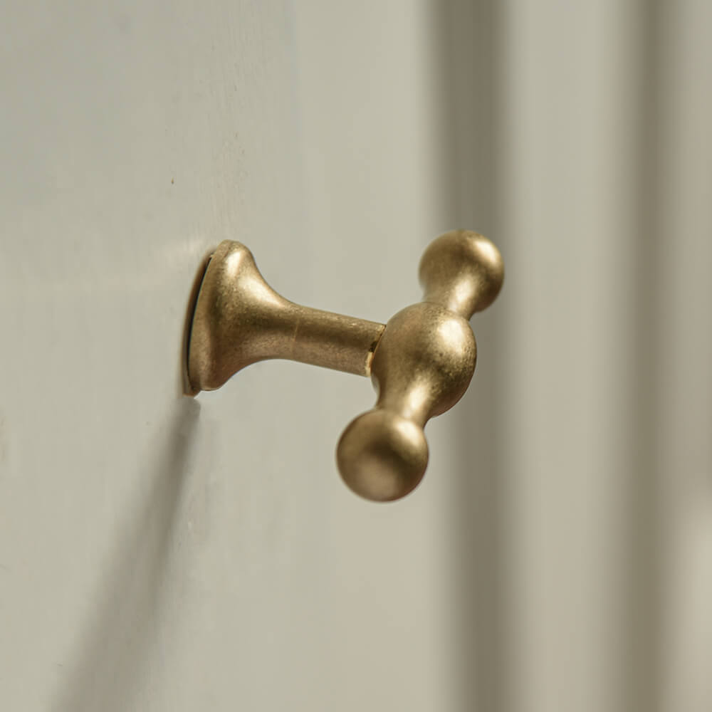Vintage Aged Brass Anchor T-Bar Cabinet Knob - Classic Nautical Drawer Pull for Kitchen, Bathroom & Furniture - Perfect for Coastal & Farmhouse Decor