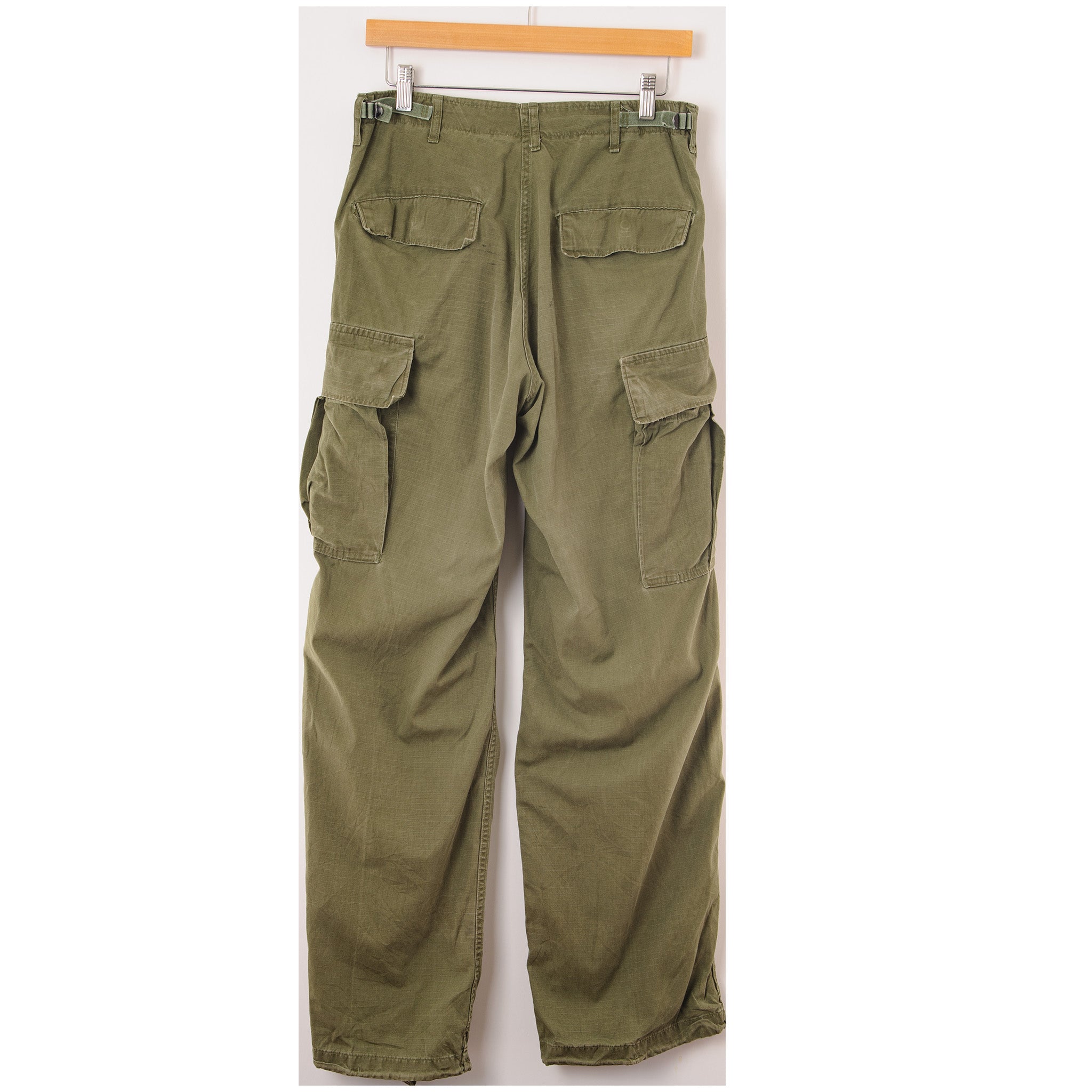 US Army Field Trousers Pants - Ripstop Poplin Vietnam War Military Pants (1969) - Size 30x32 Small Long - Durable Tactical Pants for Outdoor Activities, Hiking, Camping & Military Reenactments