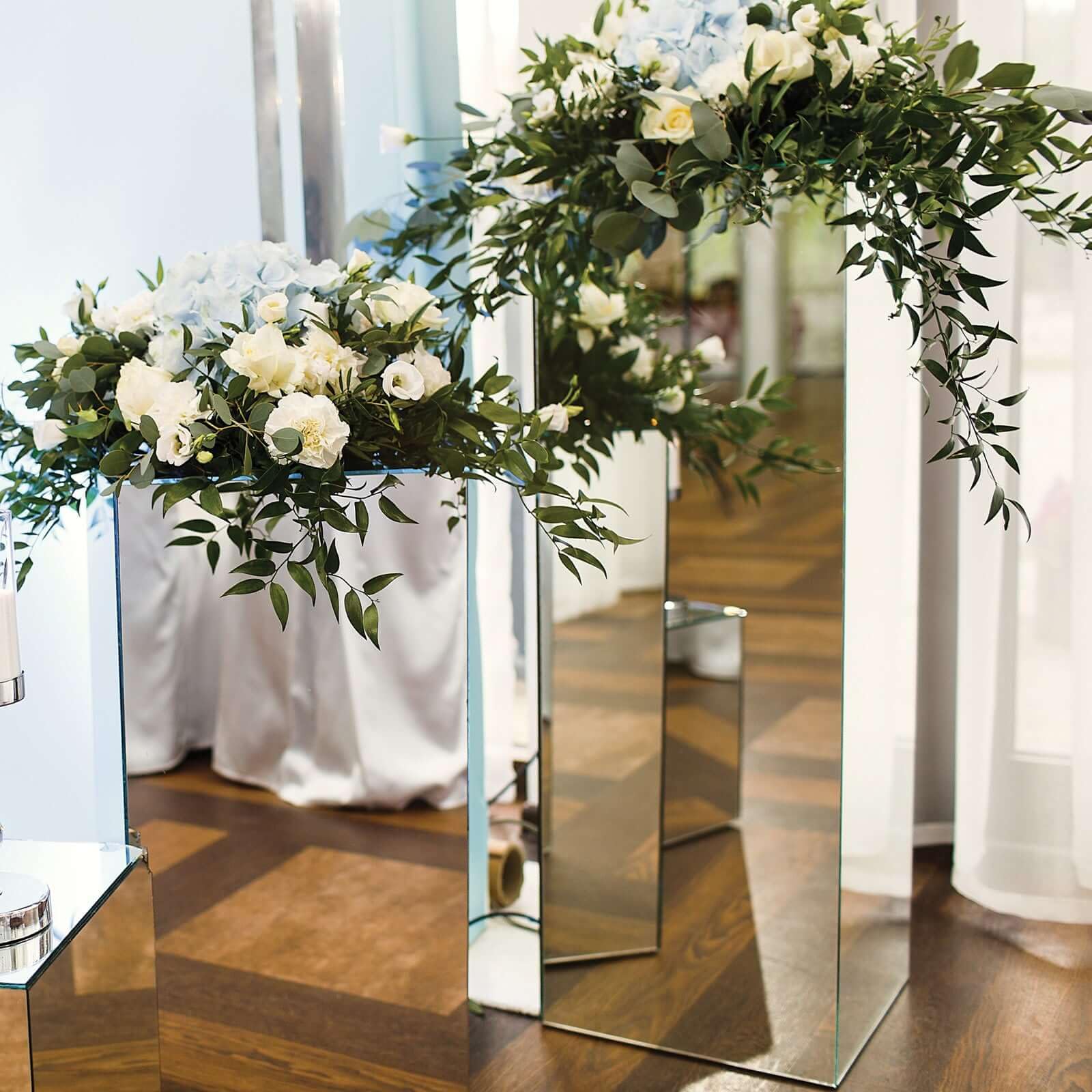 Efavormart 5-Piece Silver Mirror Finish Wedding Decor Set - Clear Display Box for Centerpieces with Interchangeable Lid & Base - Perfect for Bridal Showers, Receptions & Special Events