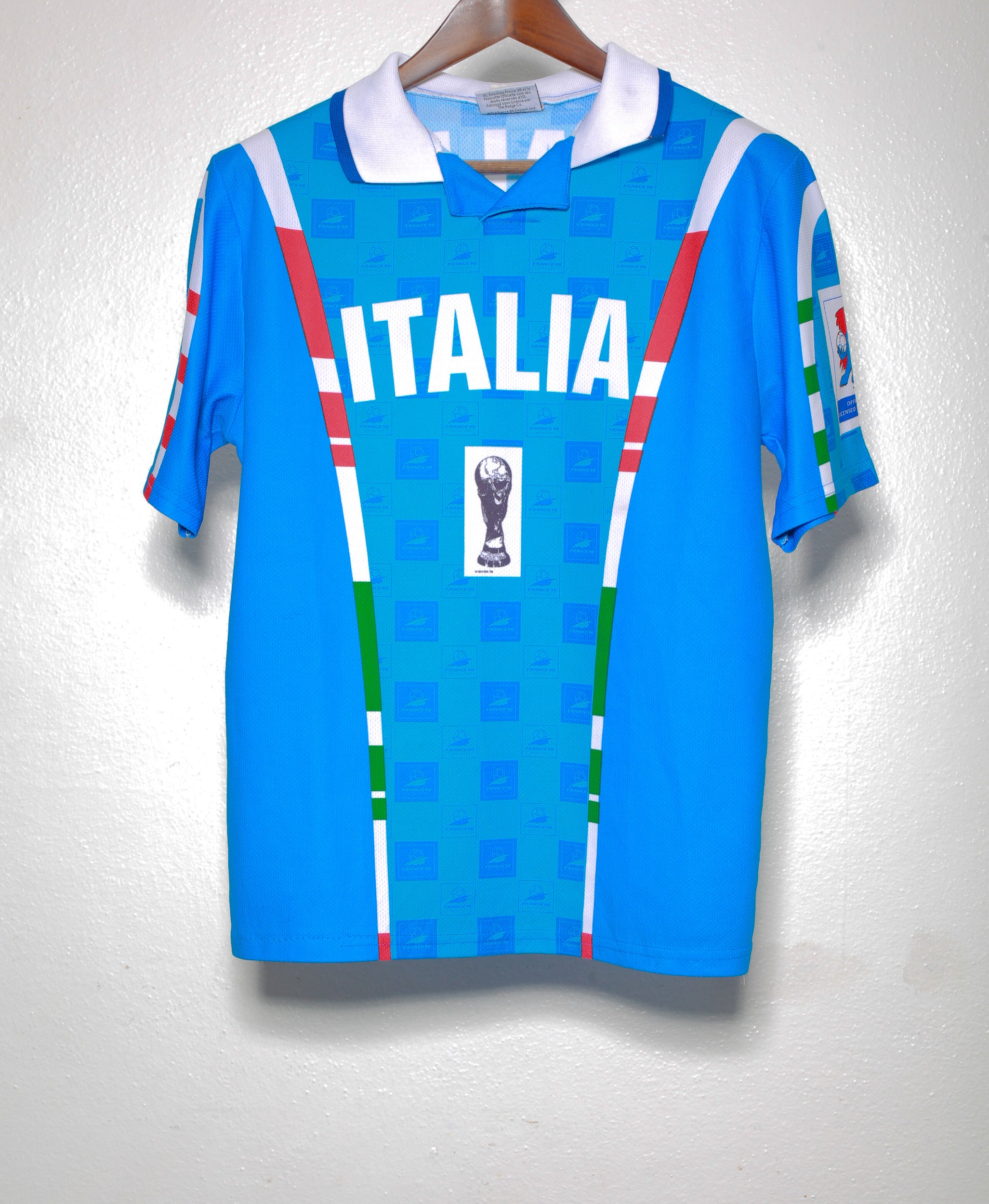 1998 World Cup Italy Soccer Jersey - Vintage Retro Football Shirt (Size M) - Perfect for Fans, Collectors & 90s Nostalgia