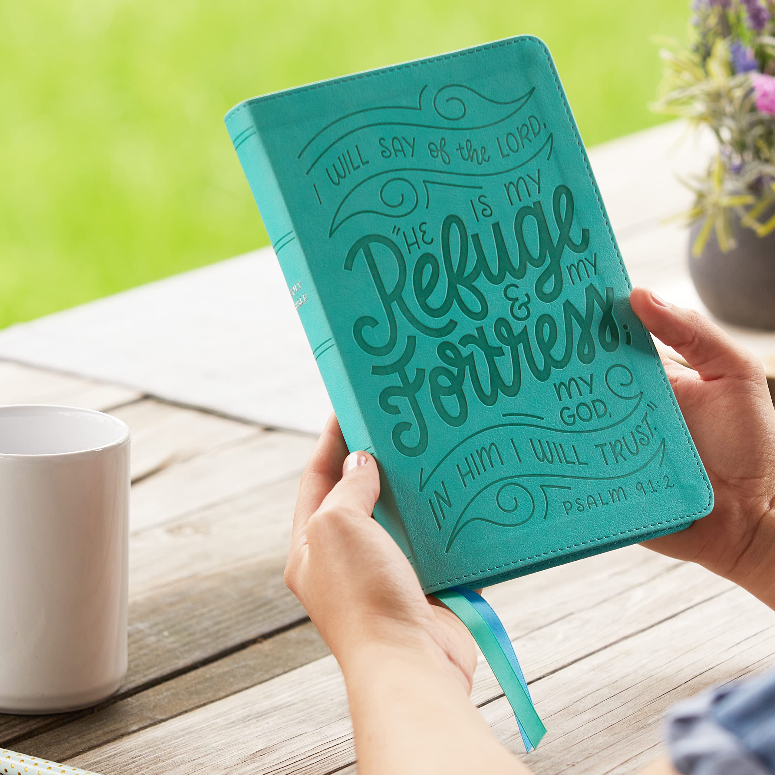 NKJV Thinline Youth Edition Bible - Turquoise Leathersoft Cover, Red Letter Text, Comfort Print | Holy Bible New King James Version | Perfect for Teens, Bible Study & Gift Giving