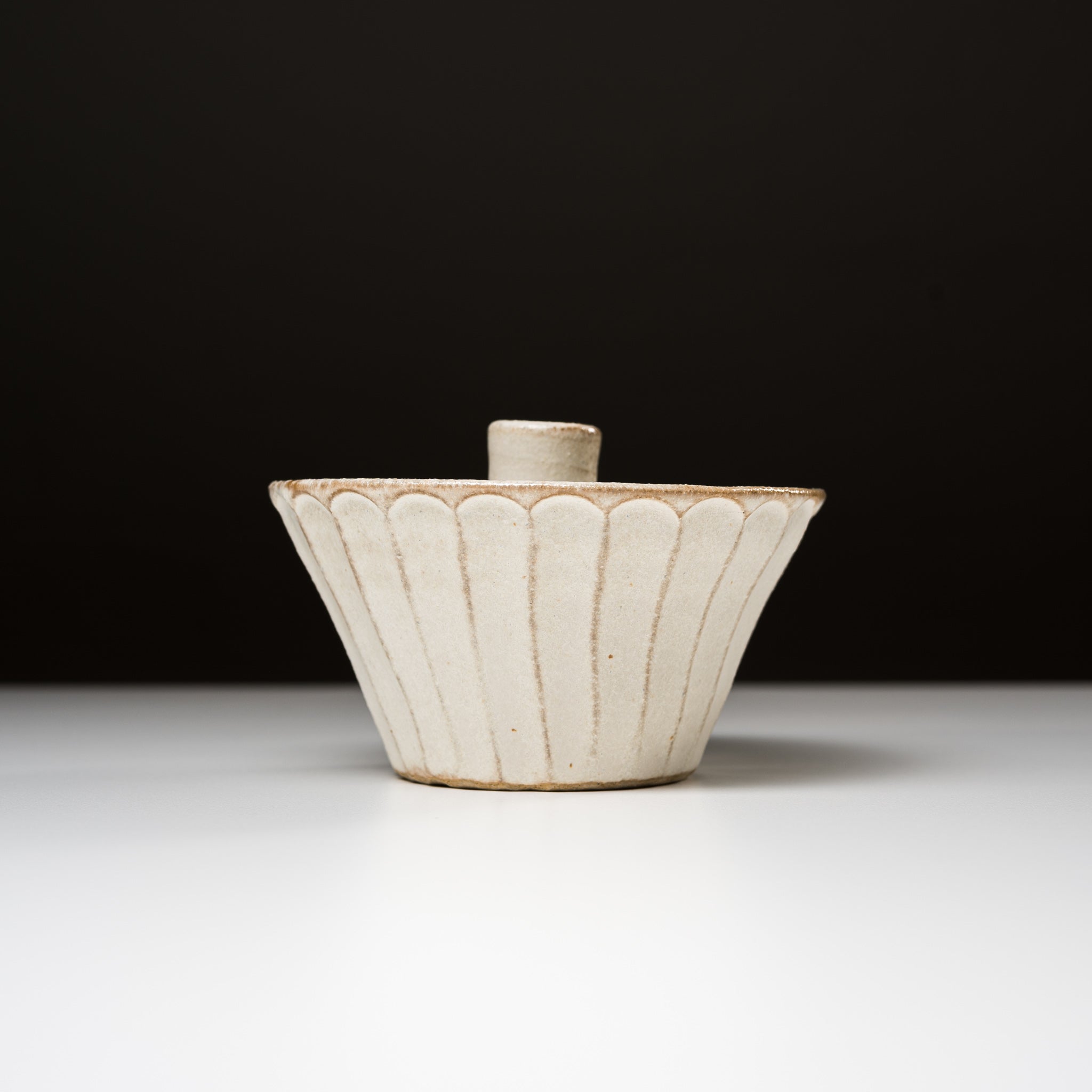 Wakasama Kiln Ceramic Umbrella Vase - Handcrafted Japanese Pottery for Home Decor, Flower Arrangement & Table Centerpiece | Perfect for Living Room, Dining Table & Wedding Decorations