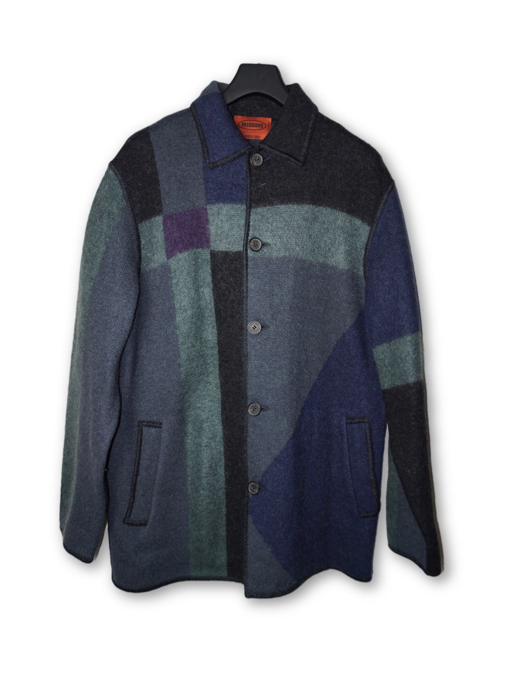 Vintage 00/150 Collectible Wool Coat for Women - Warm Winter Outerwear for Casual & Formal Occasions