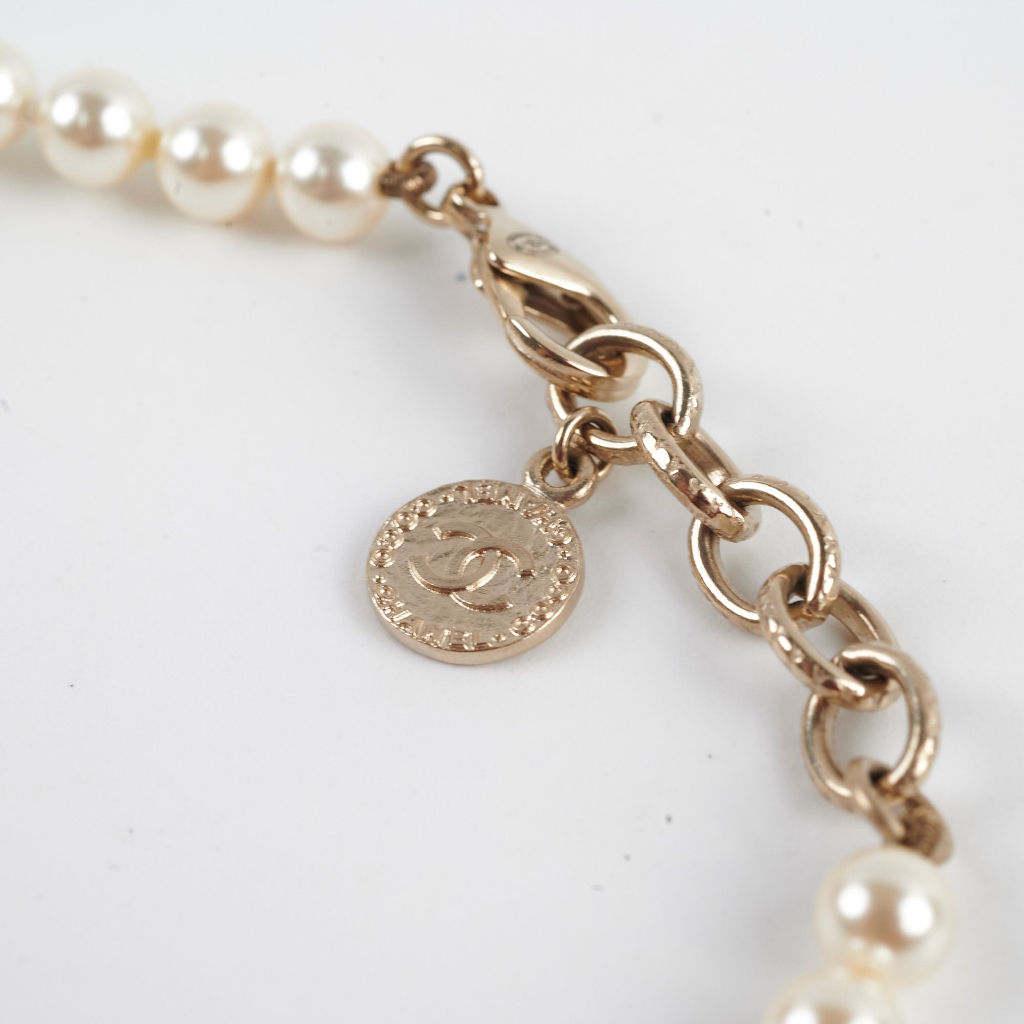 Chanel CC Pearl Choker Necklace - Elegant Pearl & CC Logo Design for Women | Perfect for Parties, Weddings & Special Occasions