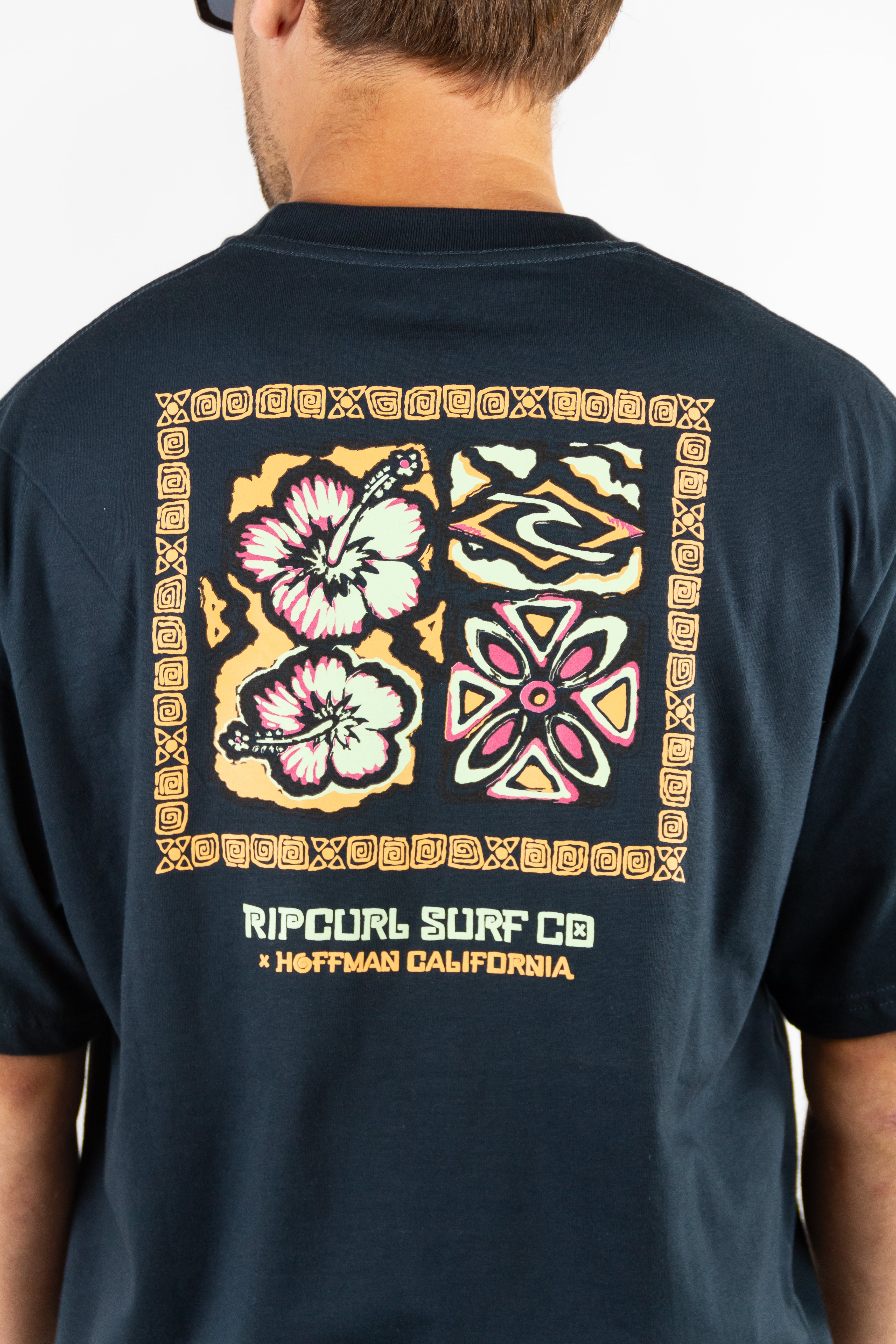 Rip Curl Men's Relaxed Fit T-Shirt - Breathable Cotton Short Sleeve Tee for Surfing, Beach & Casual Wear