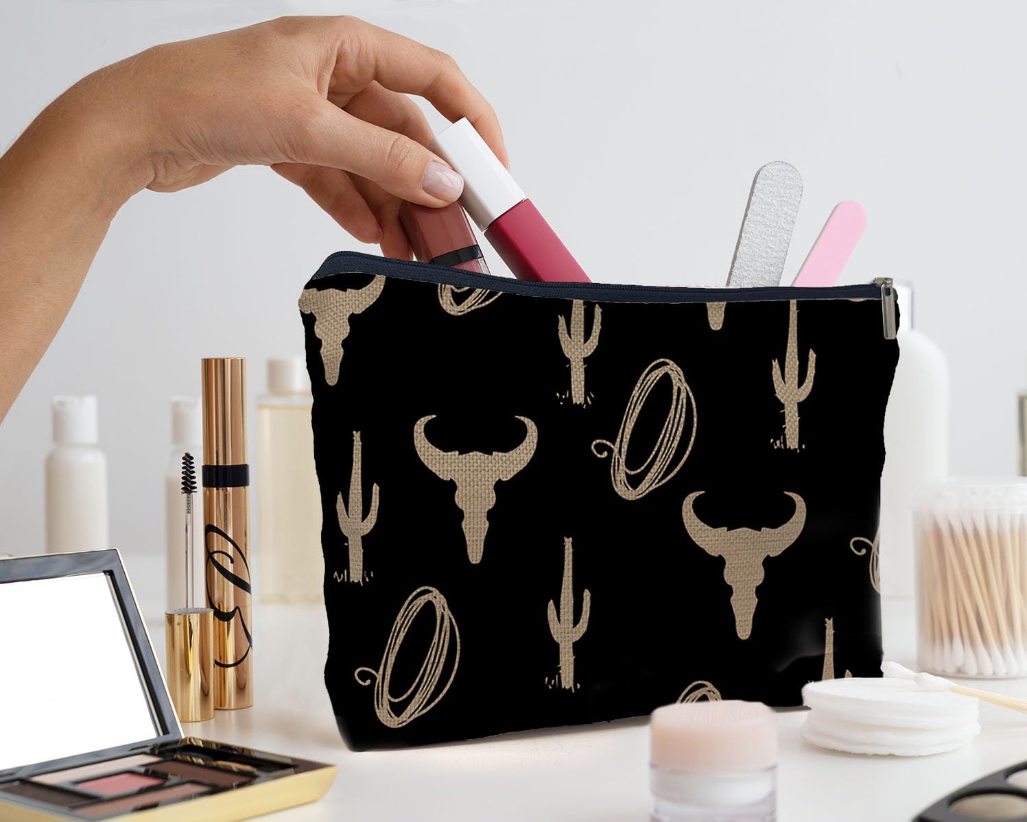 Stylish IWXYI Cow Print Makeup Bag - Durable Zipper Pouch for Women's Travel & Toiletry Essentials | Perfect Cosmetic Organizer Gift for Western Lovers