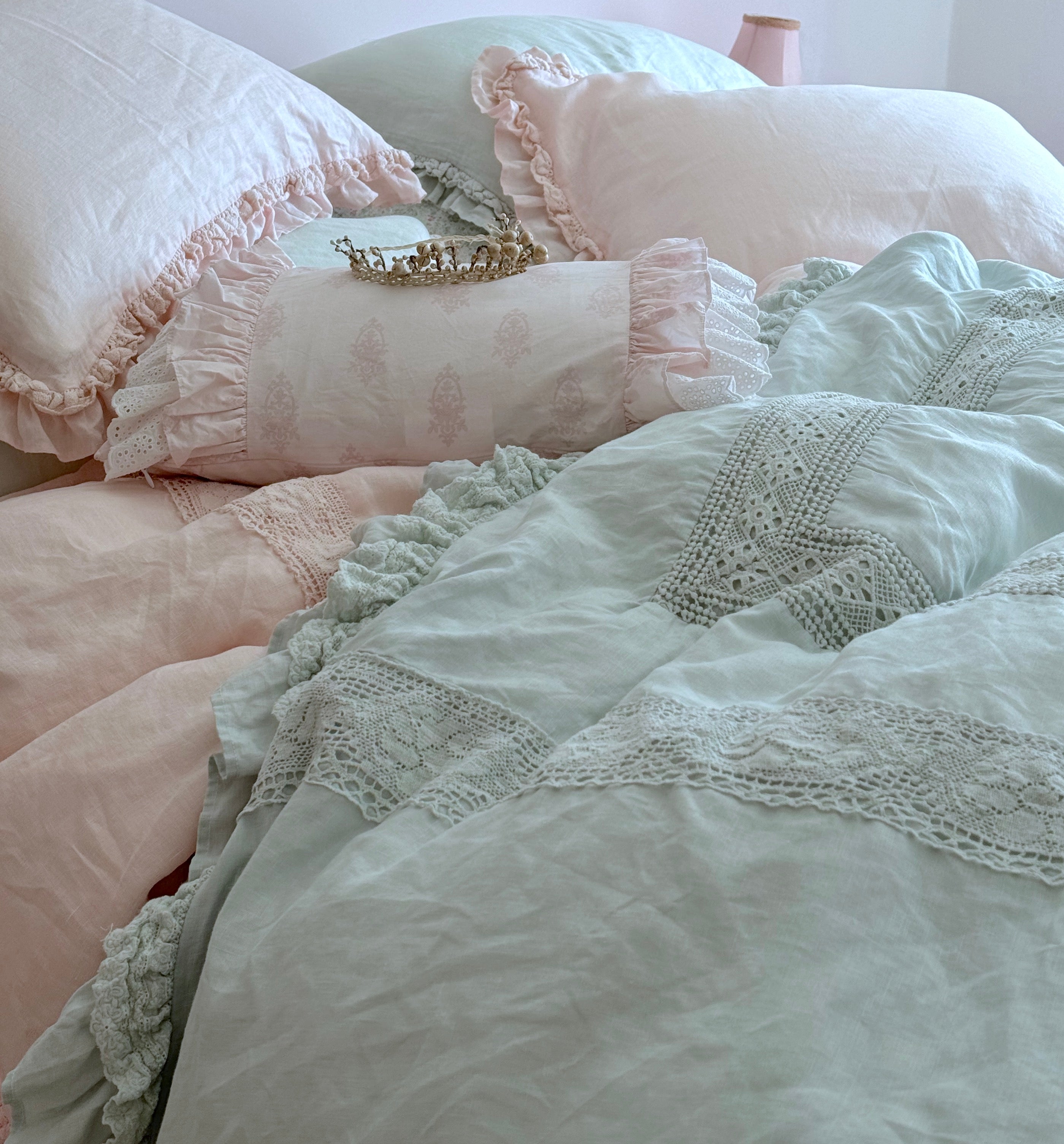 Rachel Ashwell® Princess Teal Linen Bedding Set - Soft 100% Flax Linen Sheets & Duvet Cover - Breathable Luxury Bedding for Master Bedroom, Guest Room & Vacation Homes