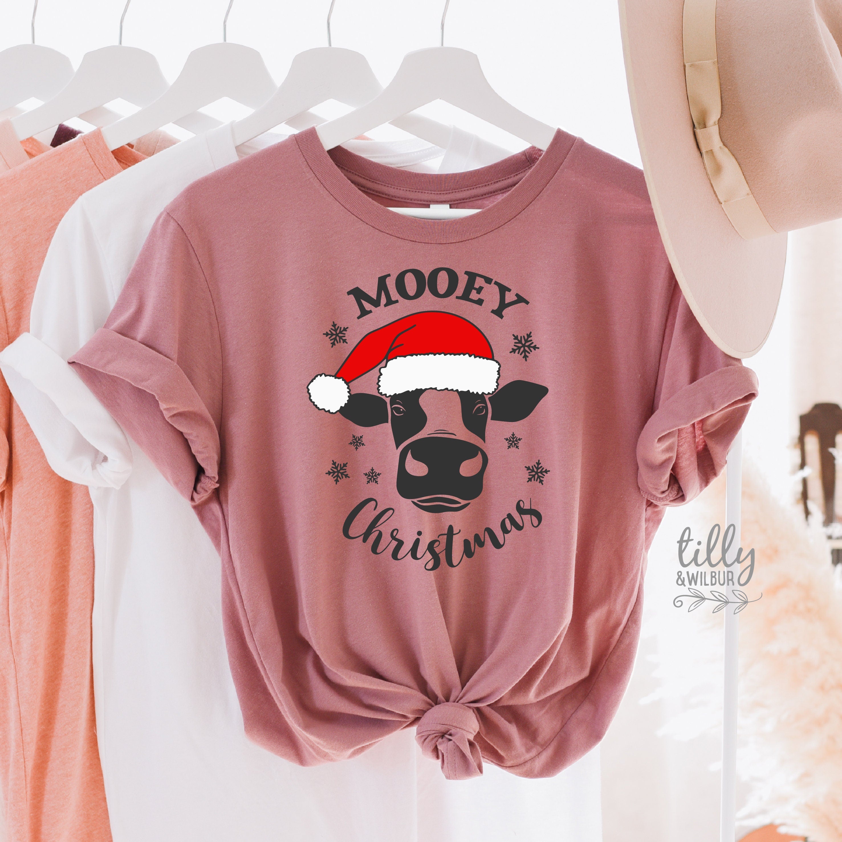 Festive Mooey Christmas T-Shirt - Multiple Colors Available - Perfect for Holiday Parties & Family Gatherings