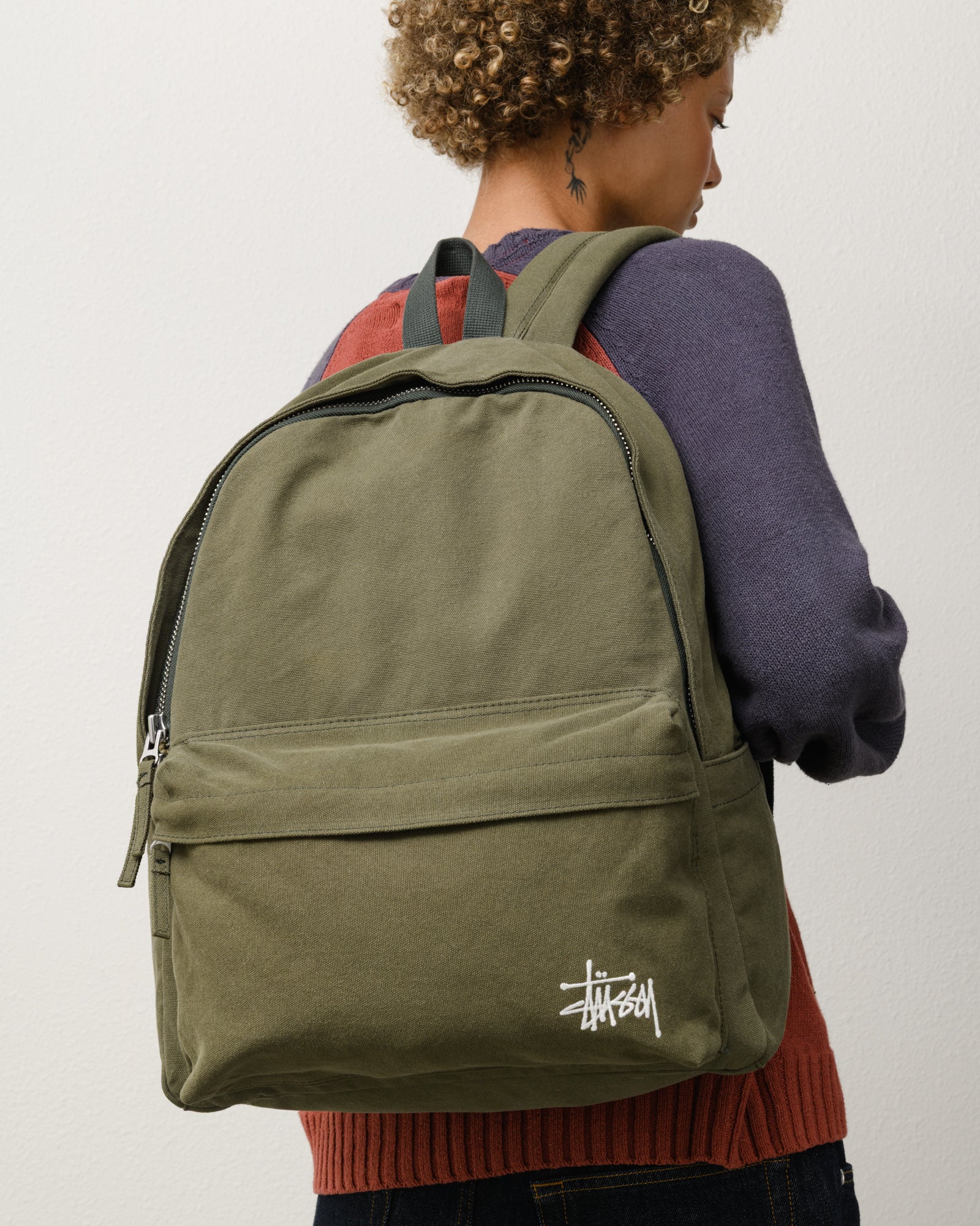 Durable Green Canvas Backpack for School, Travel & Work - Lightweight & Water-Resistant Daypack for Men & Women - Perfect for Commuting, Hiking & Outdoor Adventures