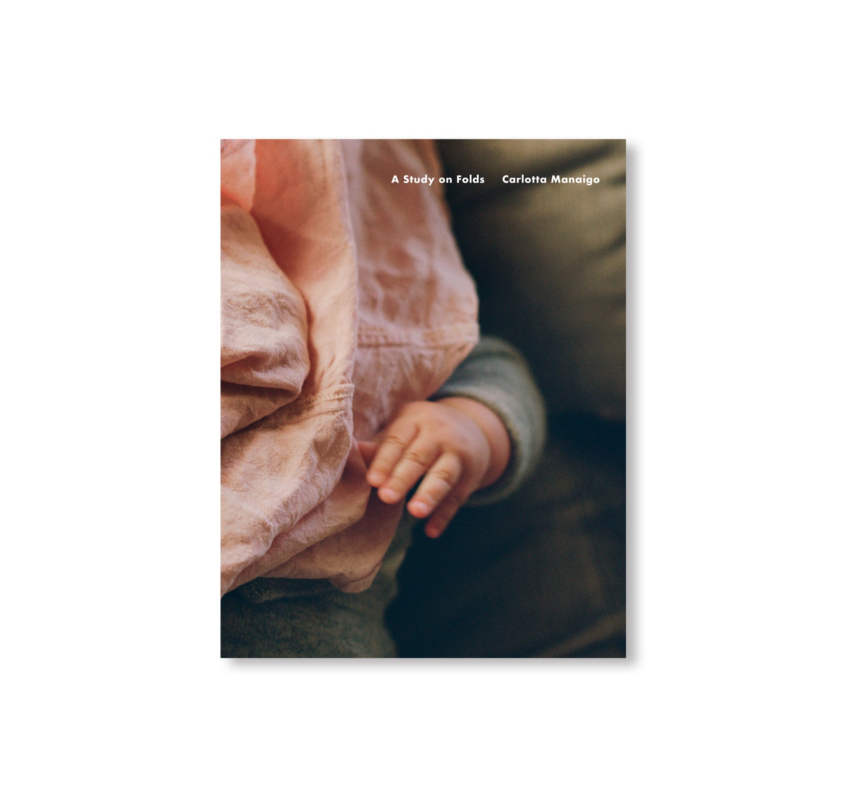 A Study on Folds by Carlotta Manaigo - Fashion Design Book for Students & Professionals - Perfect for Art Classes, Sewing Projects & Creative Inspiration