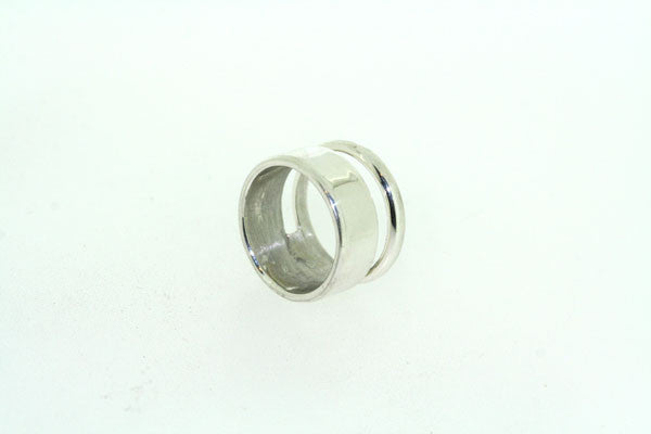 Elegant Cutout Ring for Women - Minimalist Gold & Silver Stackable Band - Perfect for Everyday Wear, Gifts & Special Occasions