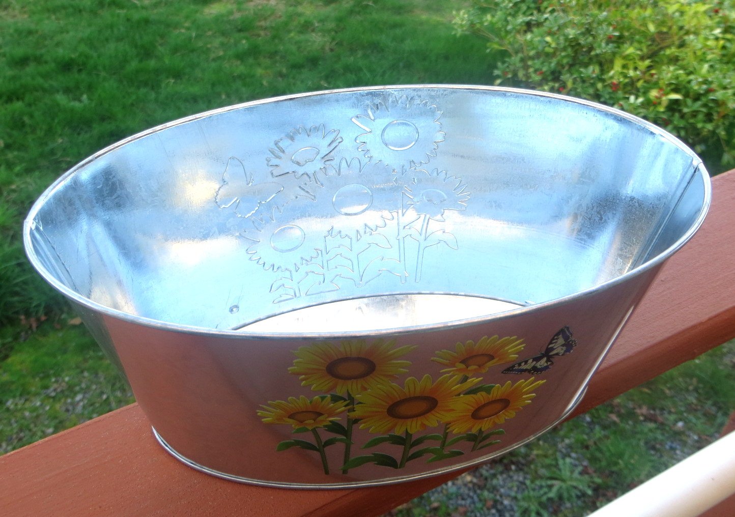 Galvanized Metal Planters for Outdoor & Indoor Plants - Rust-Resistant Garden Pots for Flowers, Herbs & Succulents | Perfect for Patio, Deck, and Home Decor