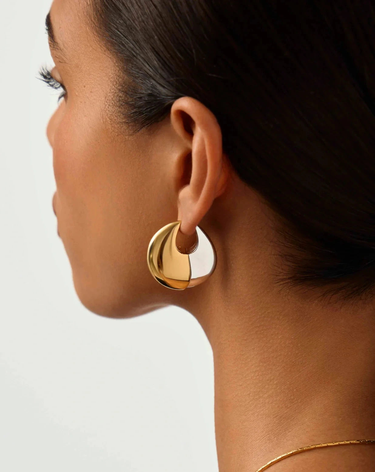 Sculptural Pebble Medium Hoop Earrings in Mixed Metal | Trendy Boho Jewelry for Women | Perfect for Everyday Wear & Special Occasions