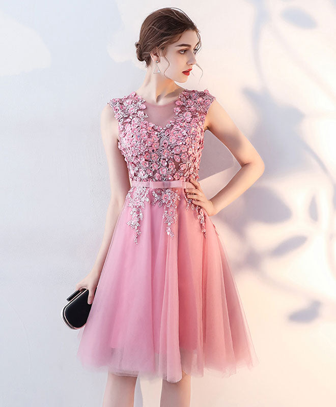 Elegant Pink Tulle Lace Short Prom Dress with Floral Appliques - Homecoming Party Dress for Teens - Perfect for Prom Night, Sweet 16, Quinceañera & Formal Dances