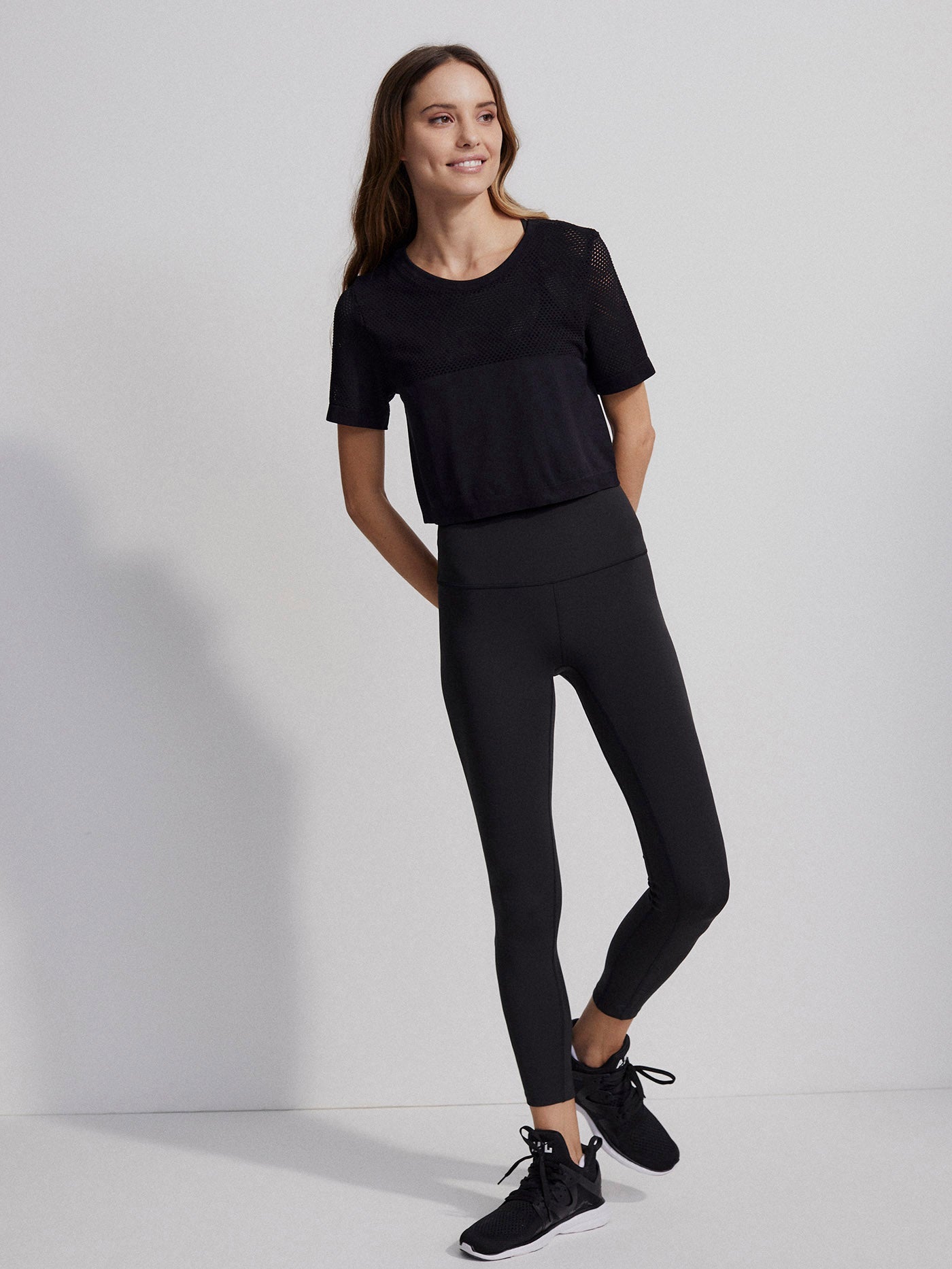 Varley Paden Cropped Tee - Women's Short Sleeve Casual T-Shirt in Black | Perfect for Everyday Wear, Gym & Street Style