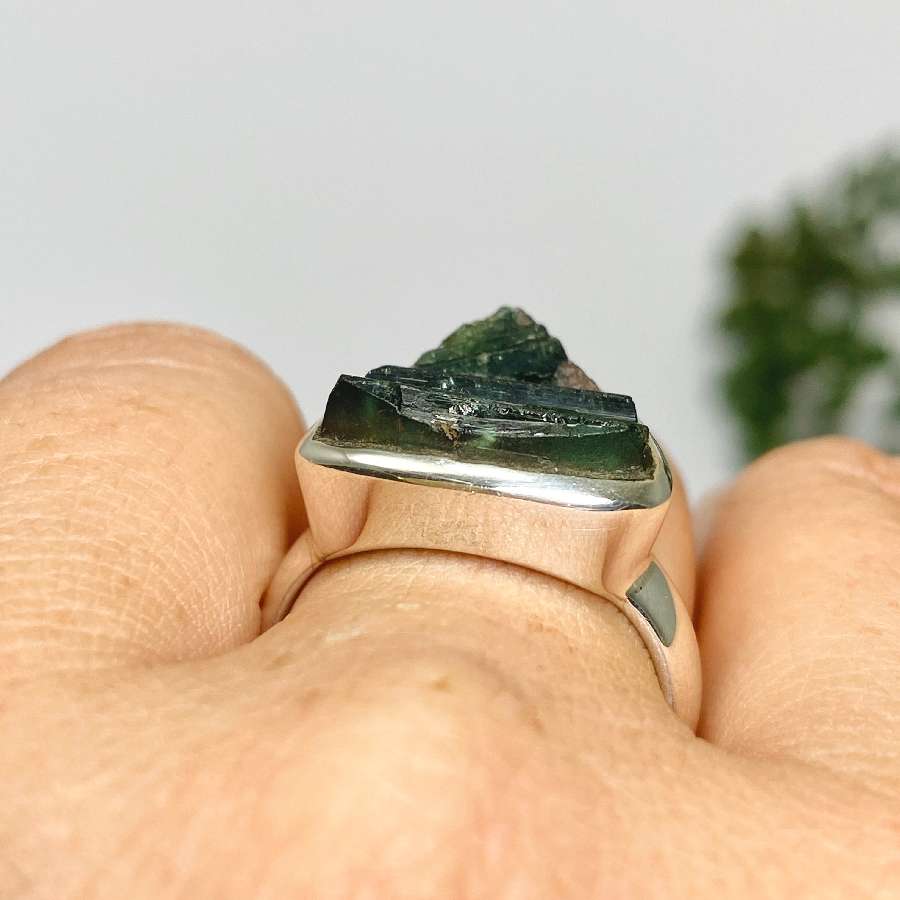 Natural Green Tourmaline Triangular Raw Stone Ring for Women - Size 8 - Handmade Boho Jewelry - Perfect for Spiritual Healing, Meditation & Everyday Wear