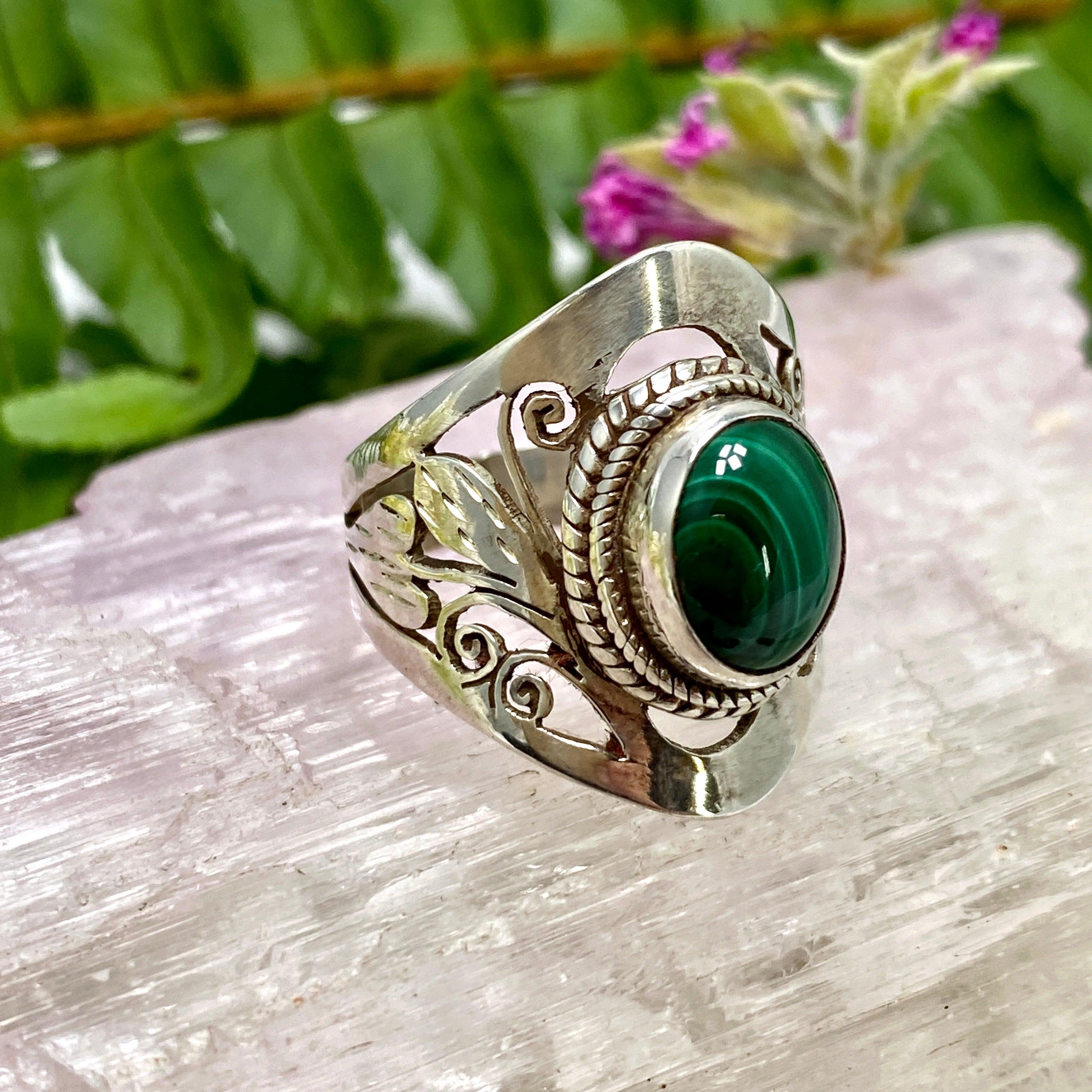 Natural Malachite Oval Cabochon Ring with Detailed Banding - Size 7.5 - KRGJ339 - Perfect for Boho Jewelry & Nature-Inspired Fashion