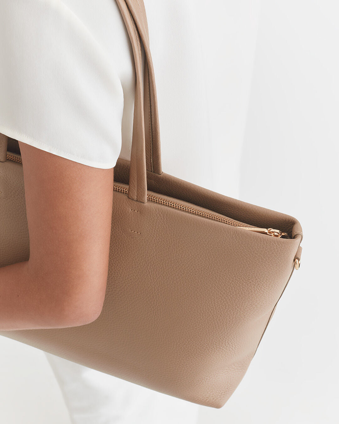 Compact Lightweight Zipper Tote Bag for Women - Stylish & Durable Everyday Carryall - Perfect for Work, Gym, Travel & Shopping