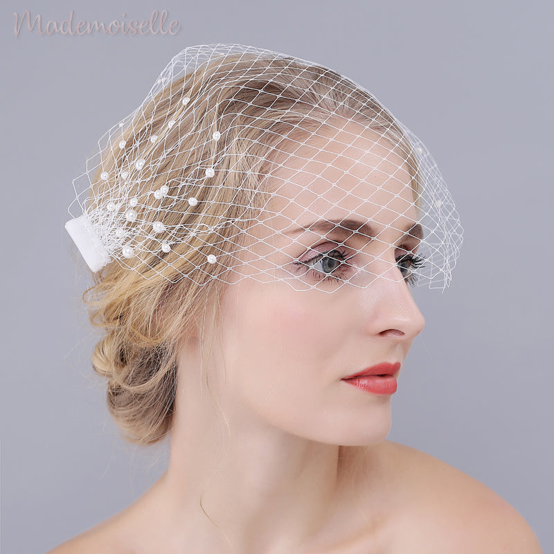 Cindy Veil - Elegant Bridal Wedding Veil for Women | Perfect for Church Ceremonies, Photos & Special Occasions