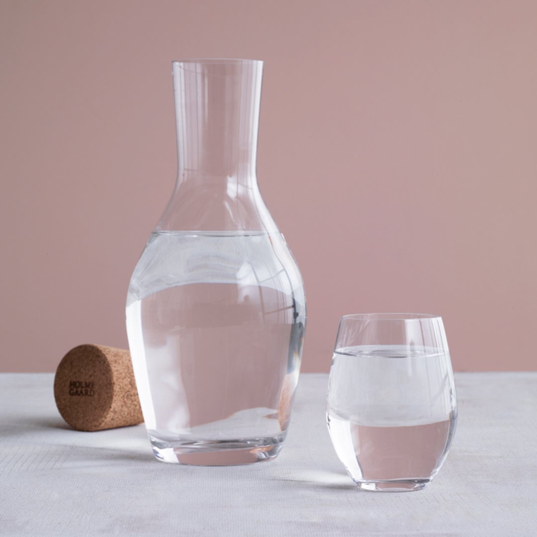 Premium Cabernet Water Carafe - Elegant Glass Pitcher for Wine & Water - Perfect for Dining, Entertaining & Home Decor