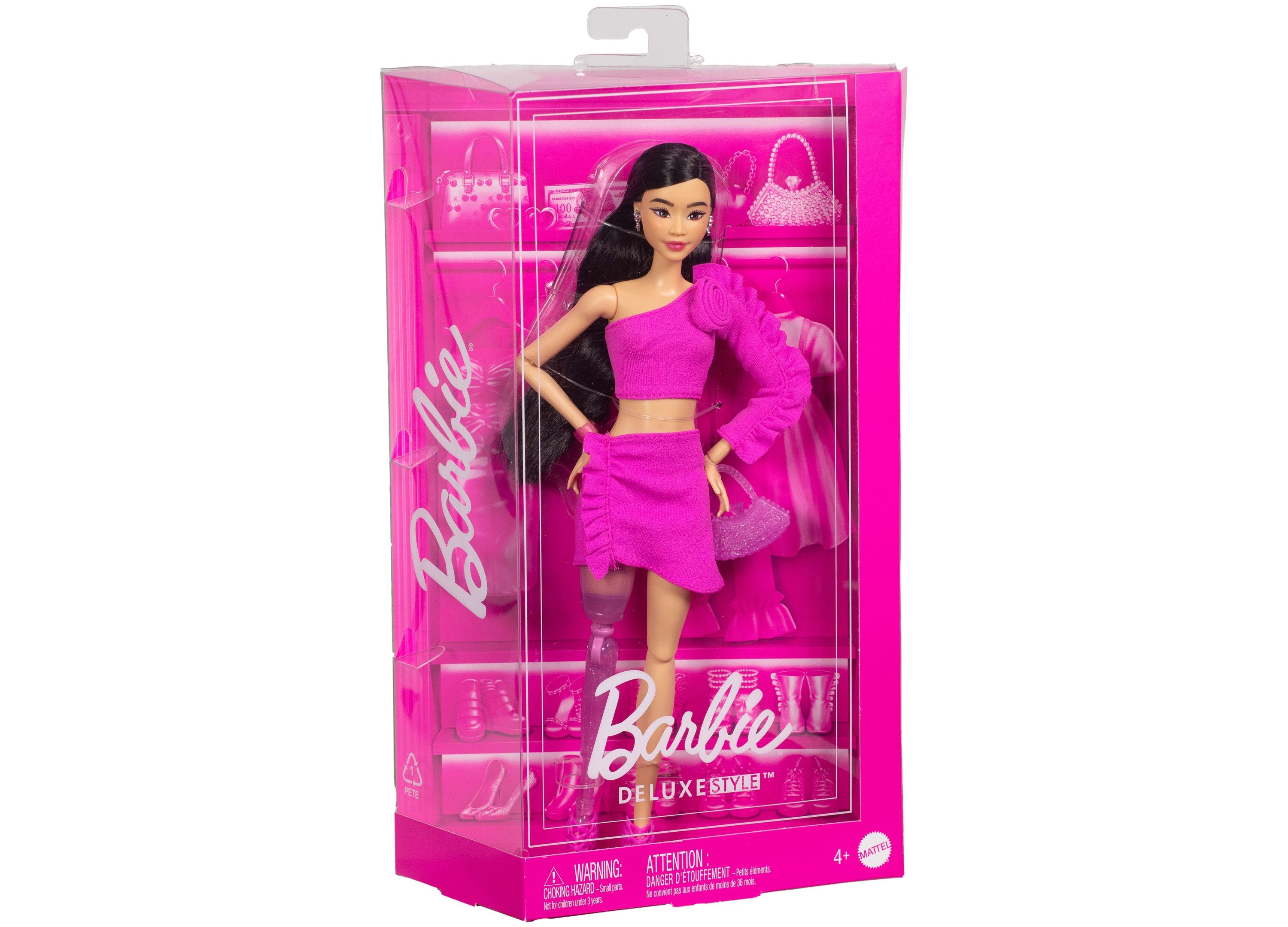 Barbie Deluxe Fashion Doll with Stylish Outfits & Accessories - Perfect for Dress Up, Collecting & Imaginative Play