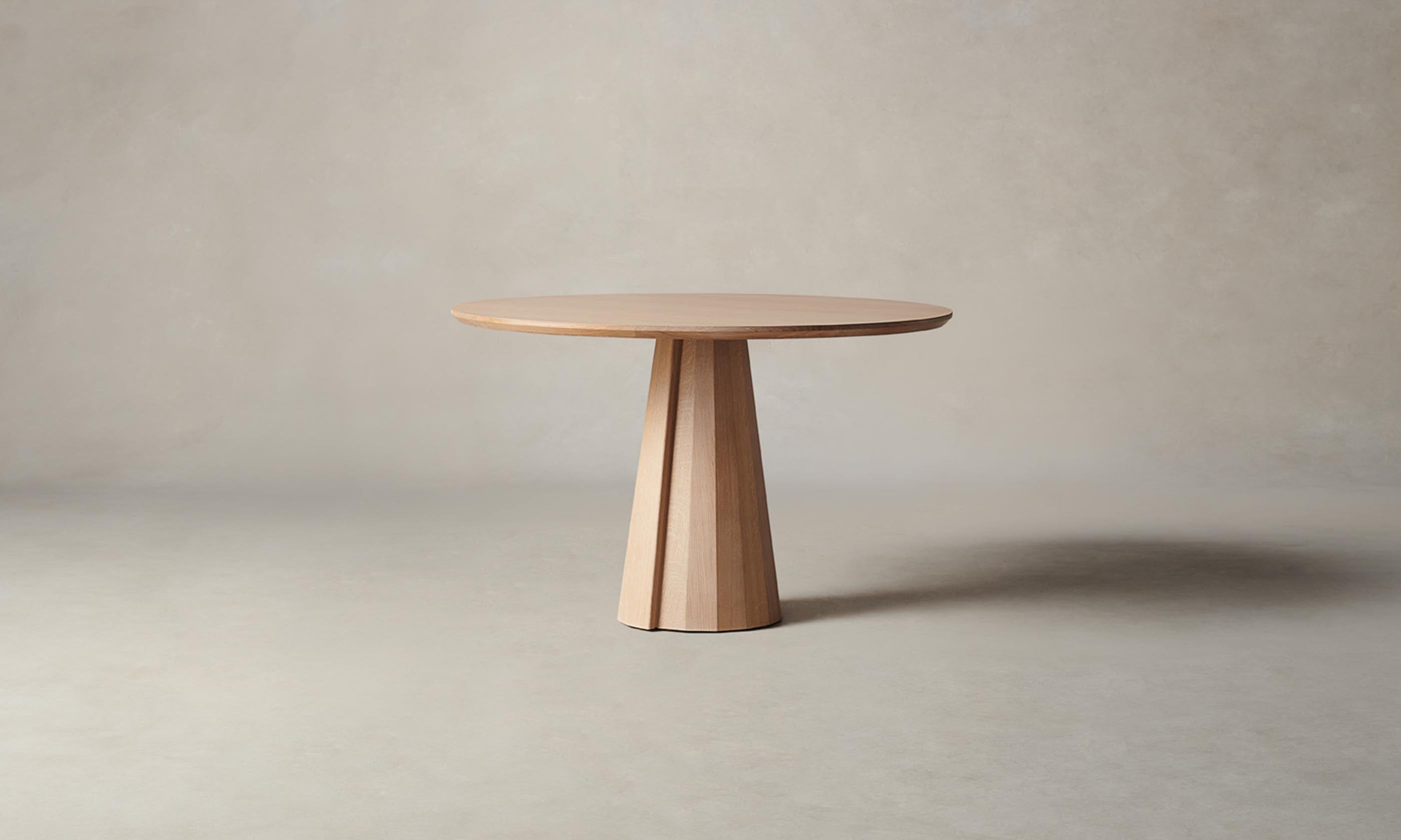 Modern Round Dining Table for 6 - Solid Wood Bank Style Kitchen Table - Perfect for Family Dinners & Small Space Dining Rooms