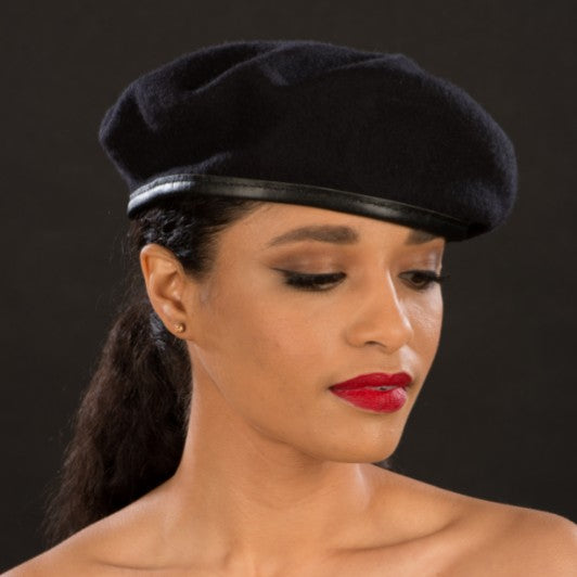 BW9042 Black Beret Hats for Women - Stylish French Fashion Headwear for Fall & Winter, Perfect for Office, Dating & Travel