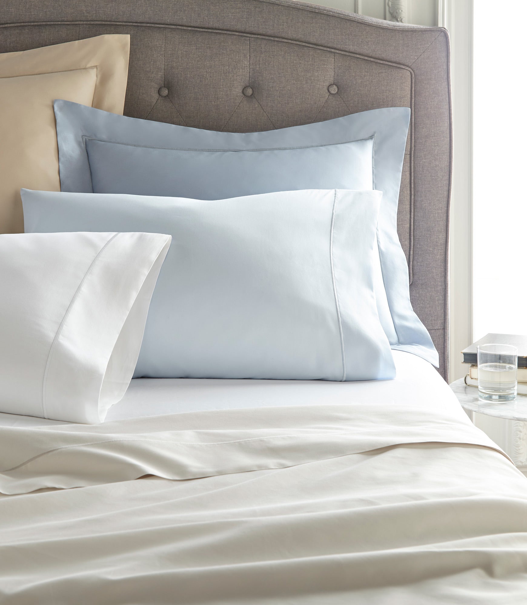 Premium 100% Cotton Soprano Sateen Flat Sheet - Soft & Breathable Bed Sheet for Ultimate Comfort - Perfect for Master Bedroom, Guest Room & Luxury Hotels