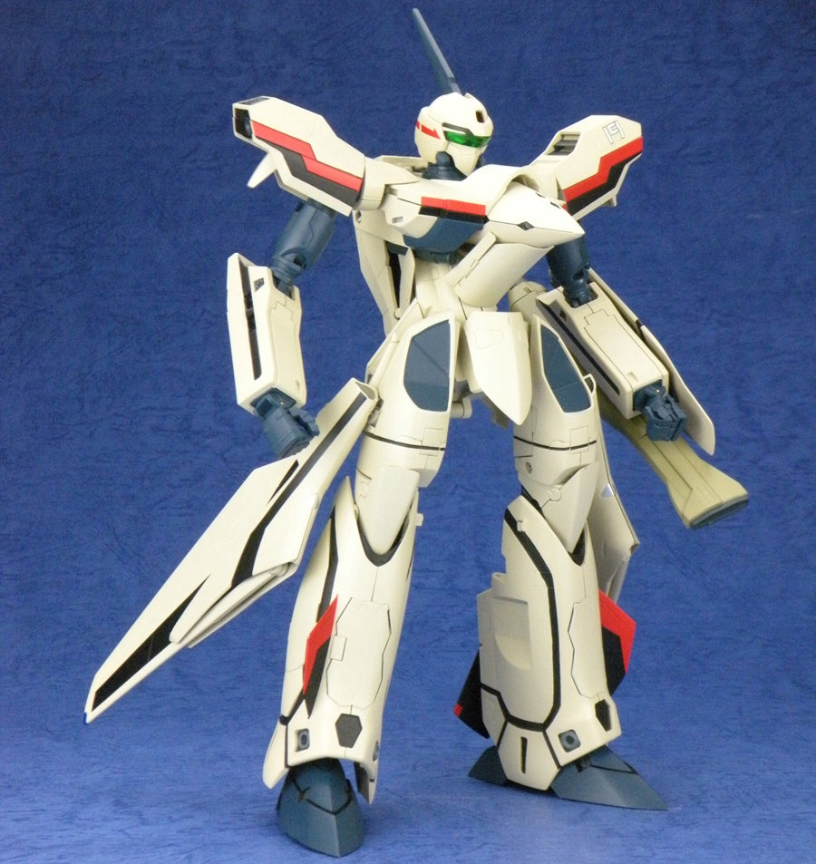 Arcadia Macross Plus 1/60 VF-19 Valkyrie with Fast Pack - 40th Anniversary Limited Edition Collectible Action Figure - Perfect for Anime Fans, Model Collectors & Sci-Fi Decor