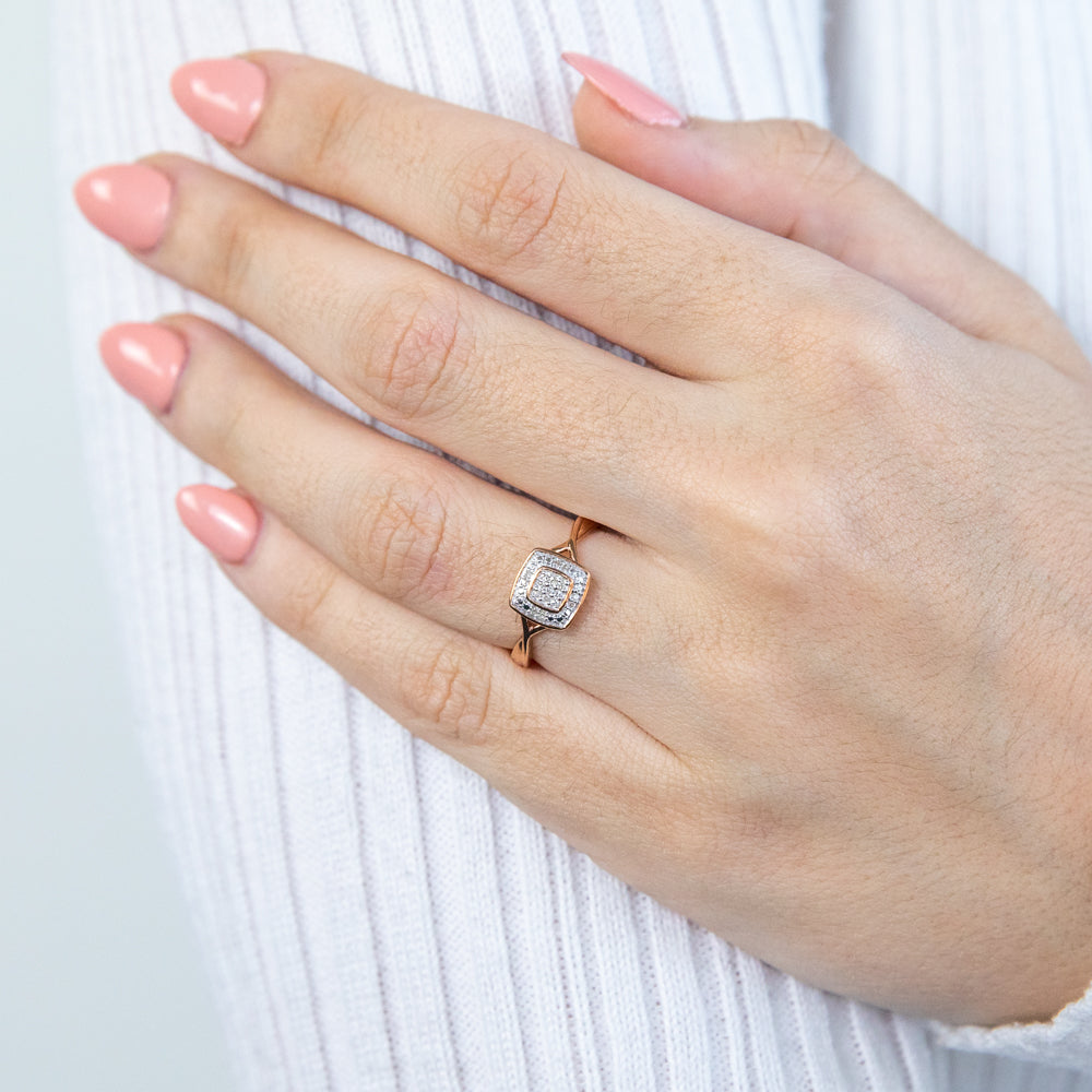 9ct Rose Gold Ring with 17 Brilliant Cut Diamonds - Elegant Diamond Engagement Ring for Women, Perfect for Proposals, Anniversaries & Special Occasions