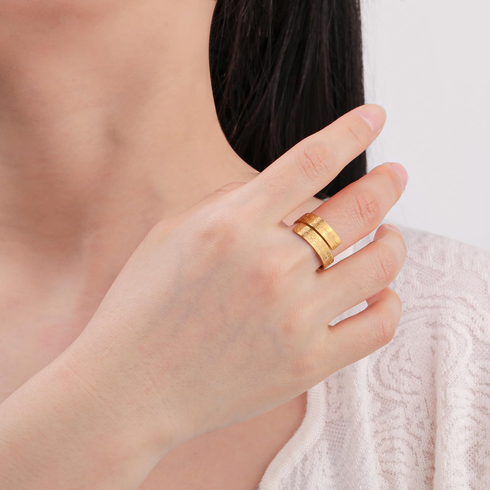 Dreamtimes Islamic Ayatul Kursi Ring - Openable Quran Allah Ring for Women & Men - Arabic Calligraphy Jewelry - Perfect Muslim Gift for Eid, Ramadan & Daily Wear