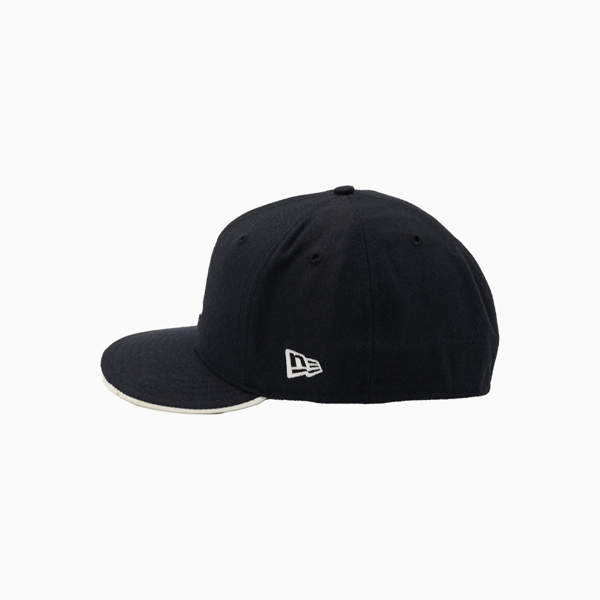 Chicago White Sox MLB 59FIFTY Fitted Hat - Official New Era Baseball Cap for Men & Women - Perfect for Games, Collecting & Streetwear Fashion