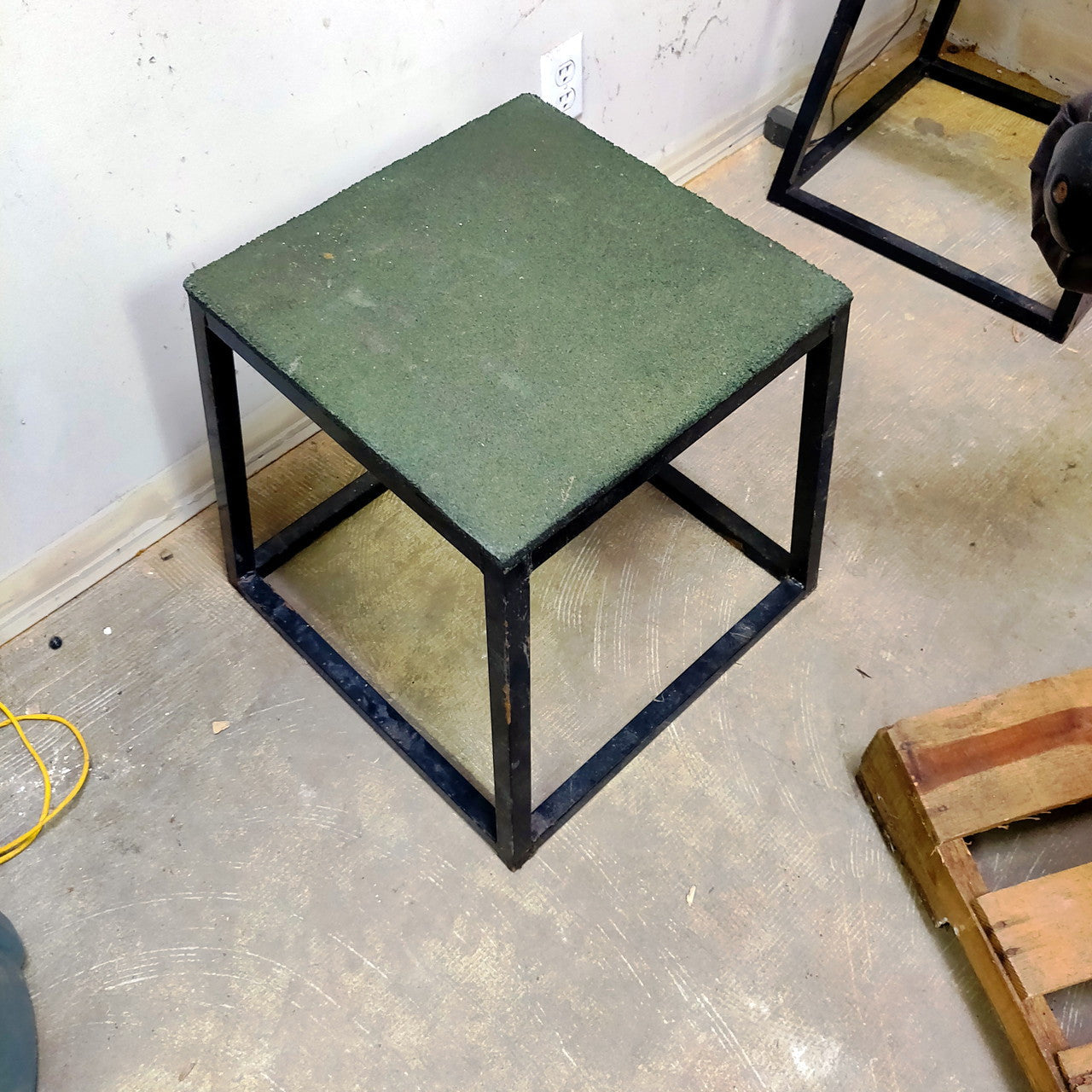 Durable Metal Plyo Box for CrossFit & Home Gym Workouts - Heavy Duty Jump Box for Plyometrics, Step Ups & Strength Training
