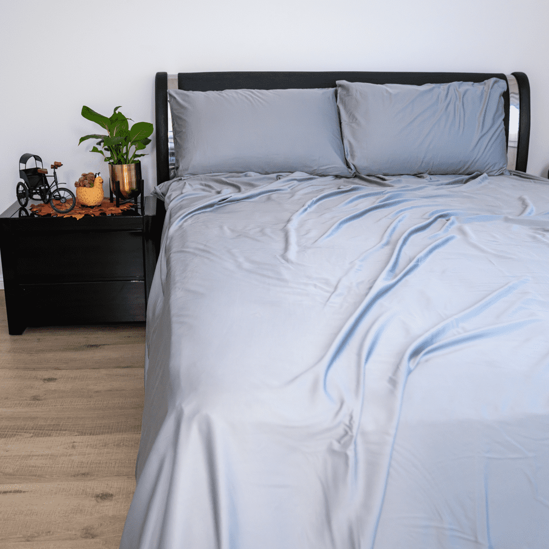 100% Lyocell Bed Sheet Set - Queen Size, Soft & Breathable Luxury Bedding for Hot Sleepers - Perfect for Master Bedroom, Guest Room & Dorm Use