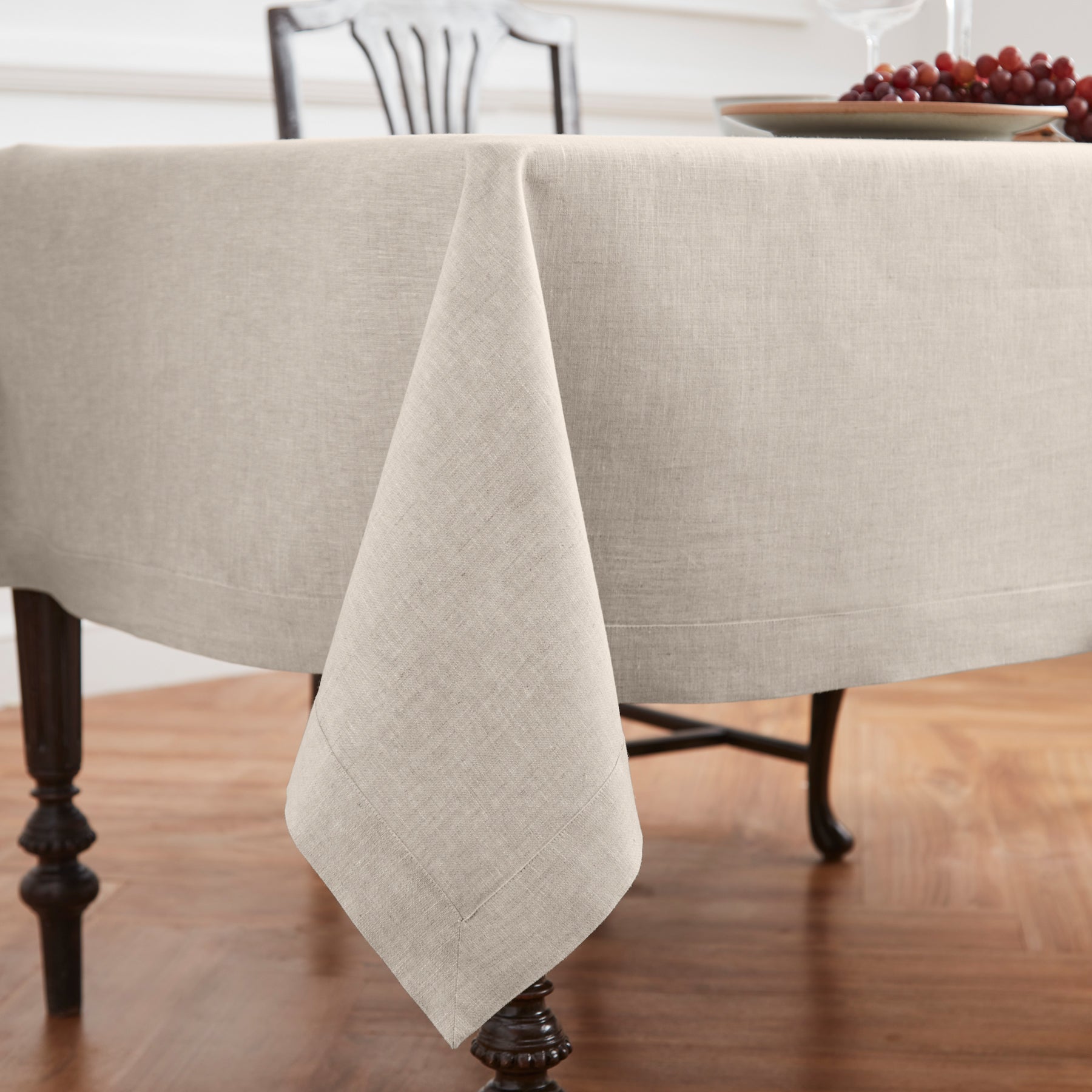 Premium Diana Medium Weight Tablecloth - Elegant & Durable for Dining, Parties, and Special Events - Perfect for Home, Restaurants, and Catering