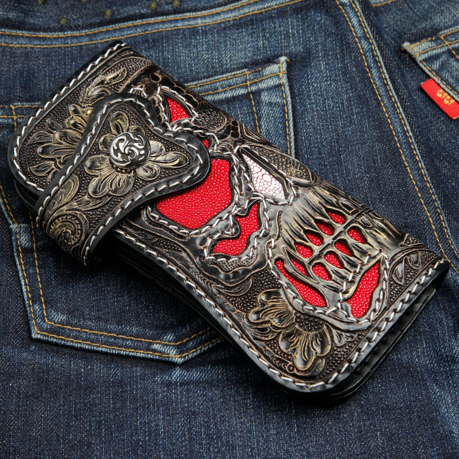 Handmade Genuine Leather Biker Wallet with Skull Design - Customizable Motorcycle Wallet for Men - Perfect for Biker Gifts, Motorcycle Rides & Everyday Use