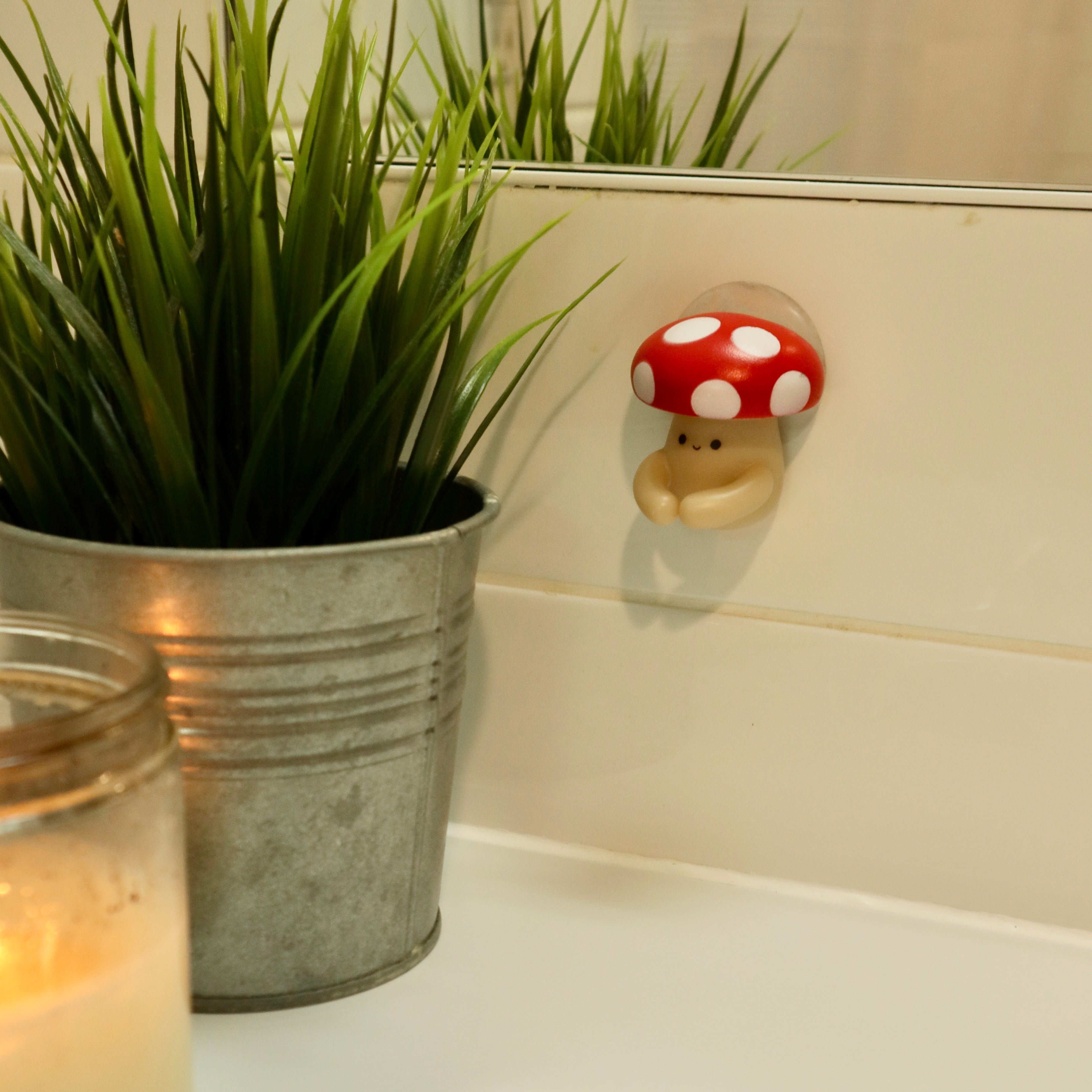 Eco-Friendly Mushroom-Shaped Toothbrush Holder - Bathroom Organizer for Kids & Adults, Perfect for Countertop or Wall Mount - Cute & Functional Home Decor