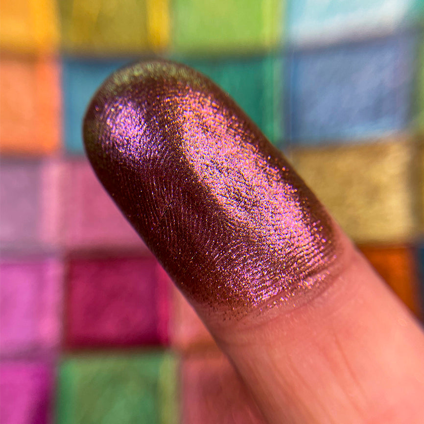 Queen's Banquet Hybrid Multichrome Eyeshadow - Long-Lasting Metallic Shimmer Makeup for Party, Date Night & Special Occasions