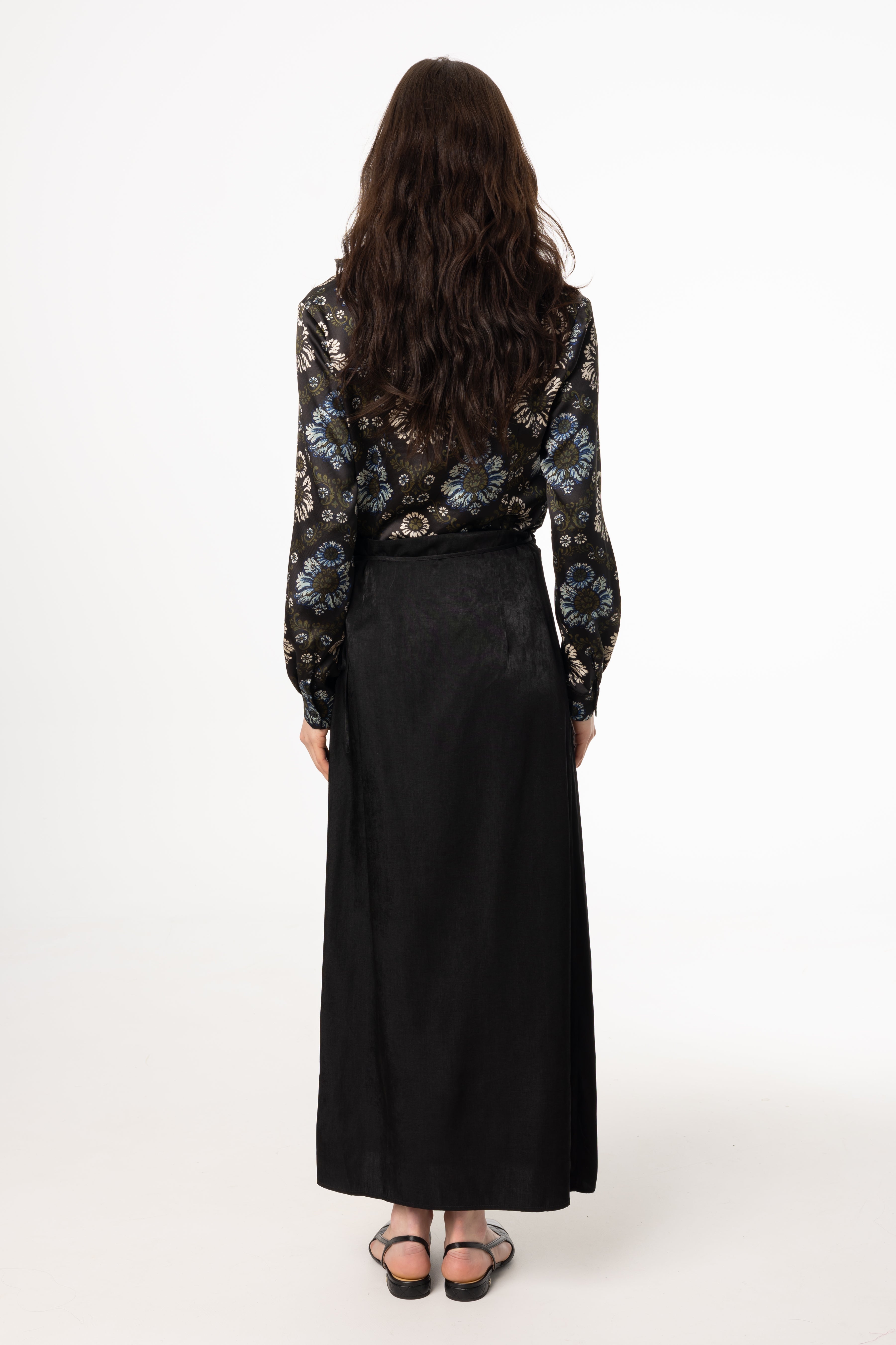 Stylish Black Wrap Skirt for Women - High Waist Flowy Midi Skirt with Pockets - Perfect for Casual Outfits, Office Wear & Summer Vacations
