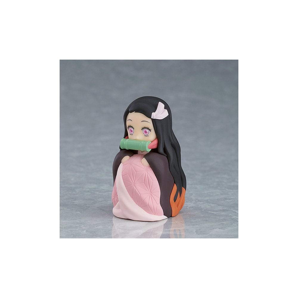 Max Factory Demon Slayer Tanjiro Kamado Deluxe Figma Action Figure - Anime Collectible Toy for Fans & Gift - Perfect for Display, Cosplay & Roleplay