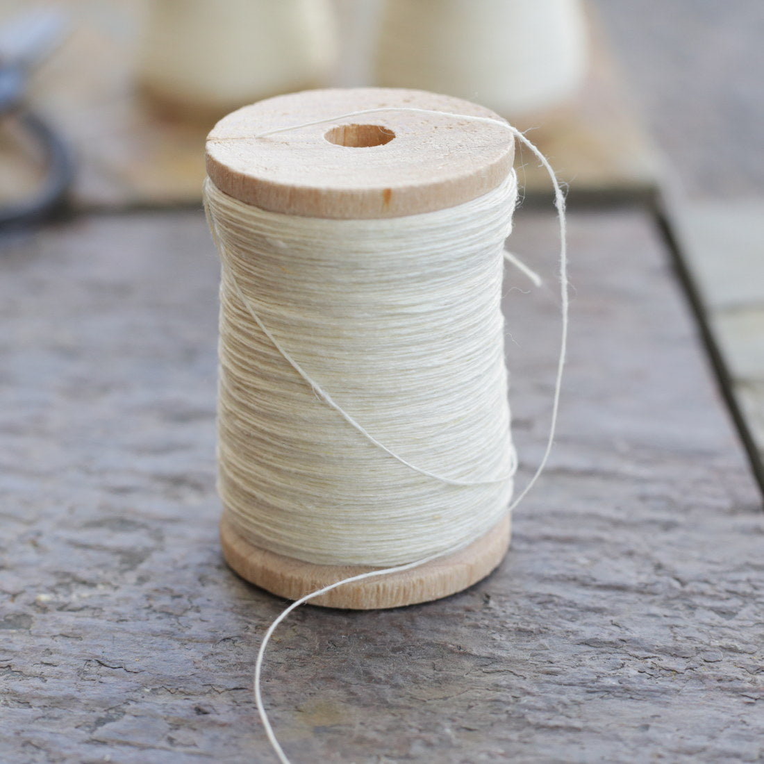 Premium Linen Thread TH325 P674 - High-Quality Natural Fiber for Sewing, Embroidery & Crafting - Perfect for DIY Projects, Quilting & Home Decor